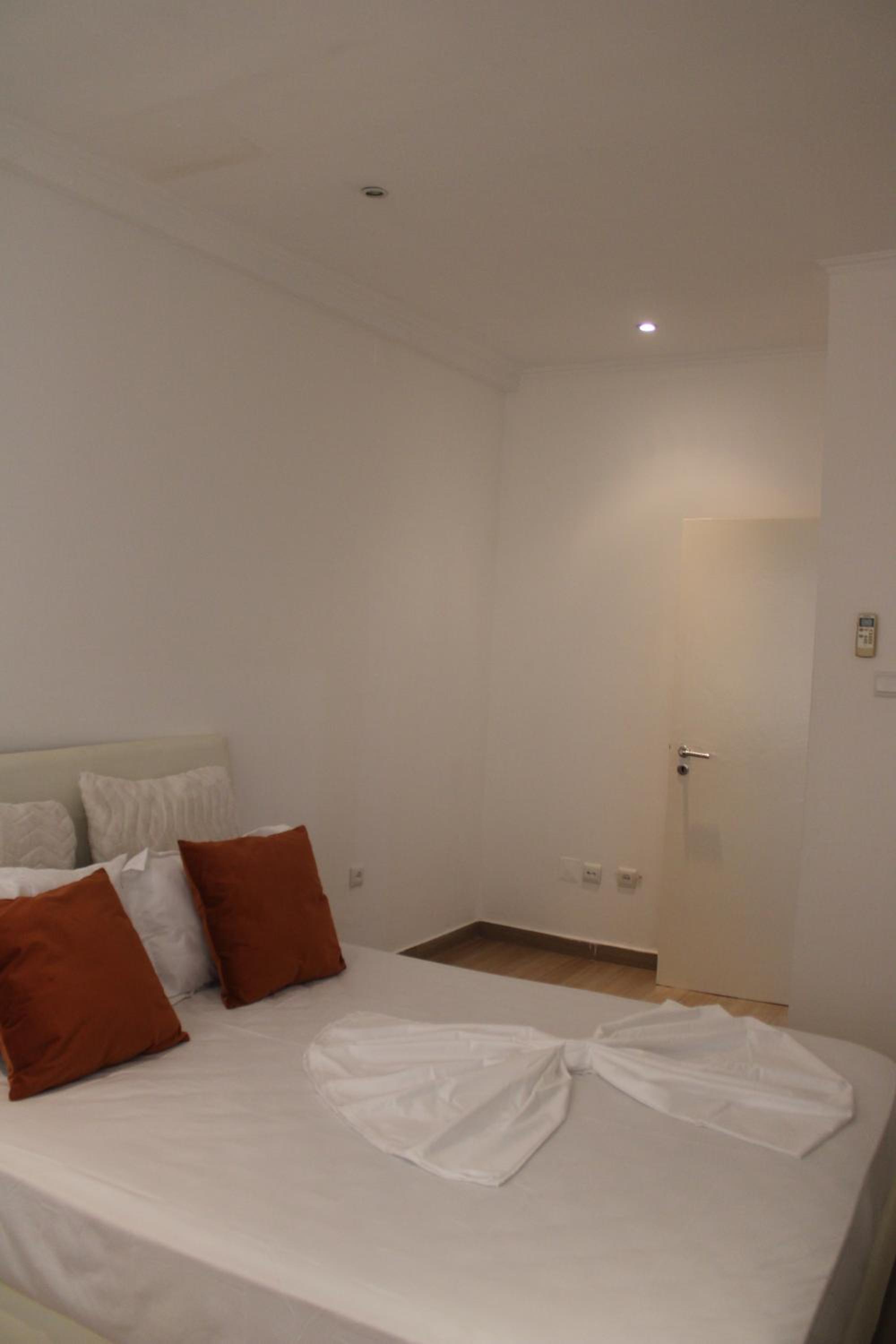 Nzinga House Stay