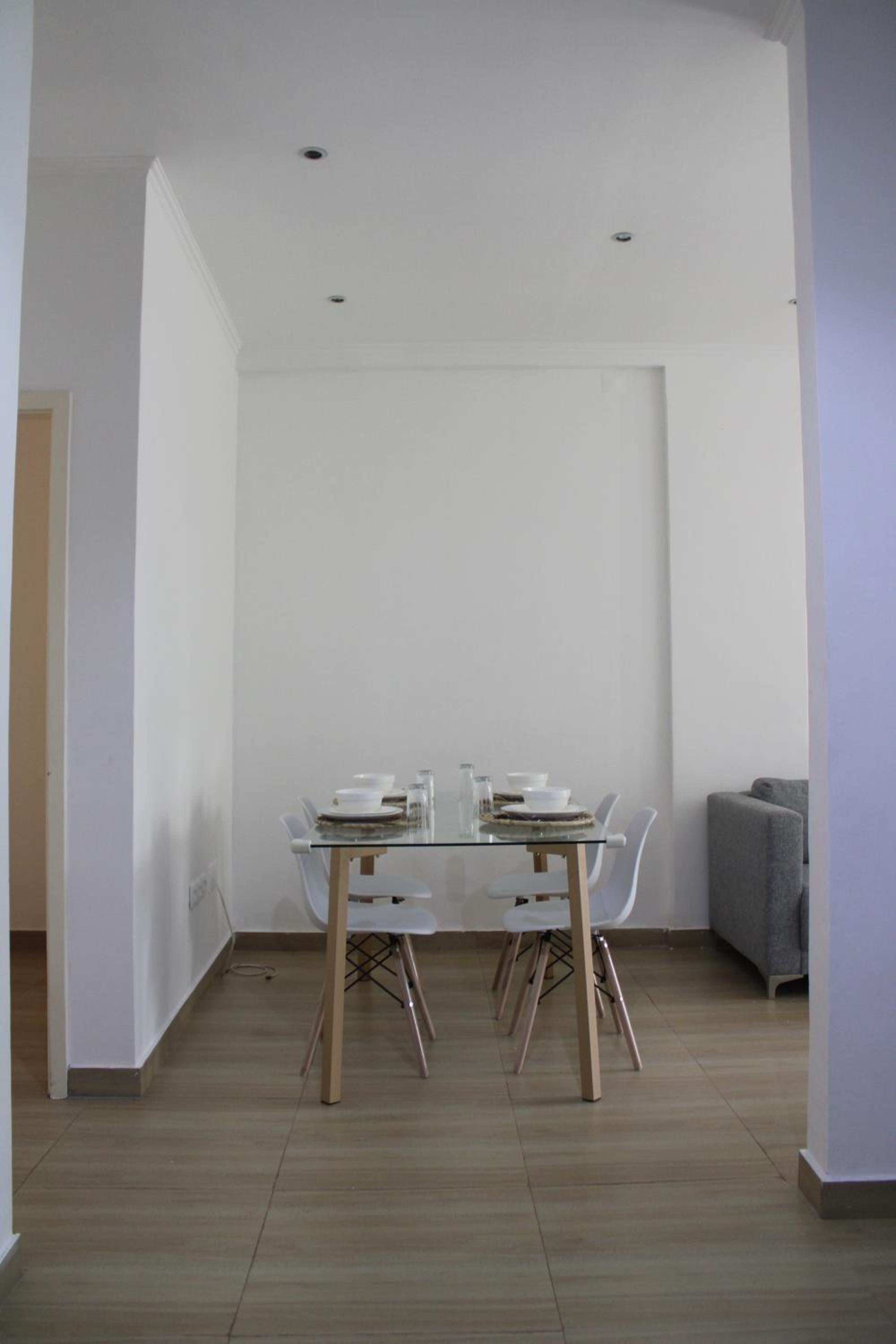 Nzinga House Stay