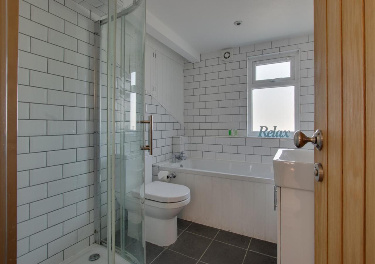 3 Bed in Middleton oc-fdp