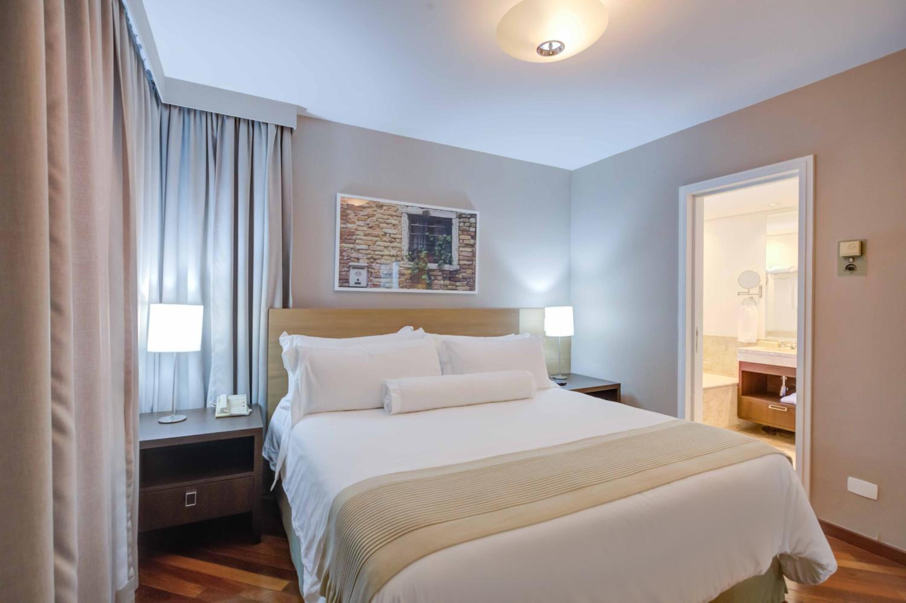 Roomo Etoile GeorgeV Jardins Residencial