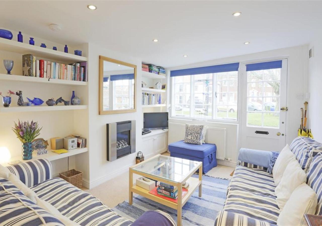 2 Bed in Southwold oc-spe