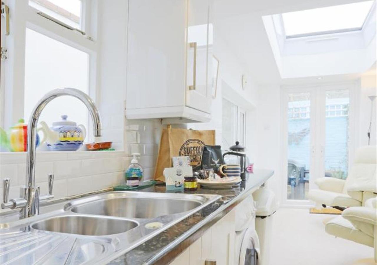 2 Bed in Southwold oc-spe