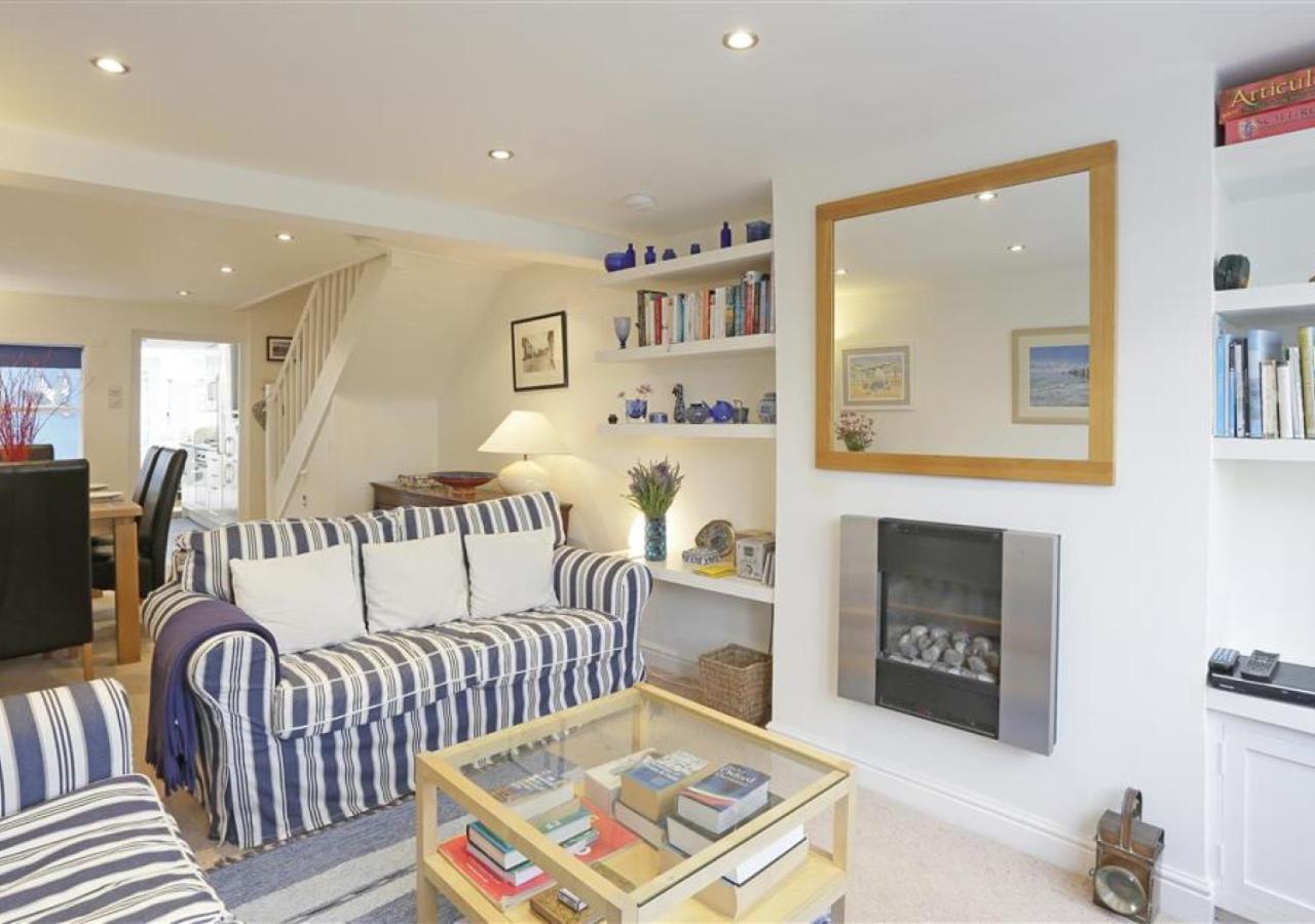 2 Bed in Southwold oc-spe