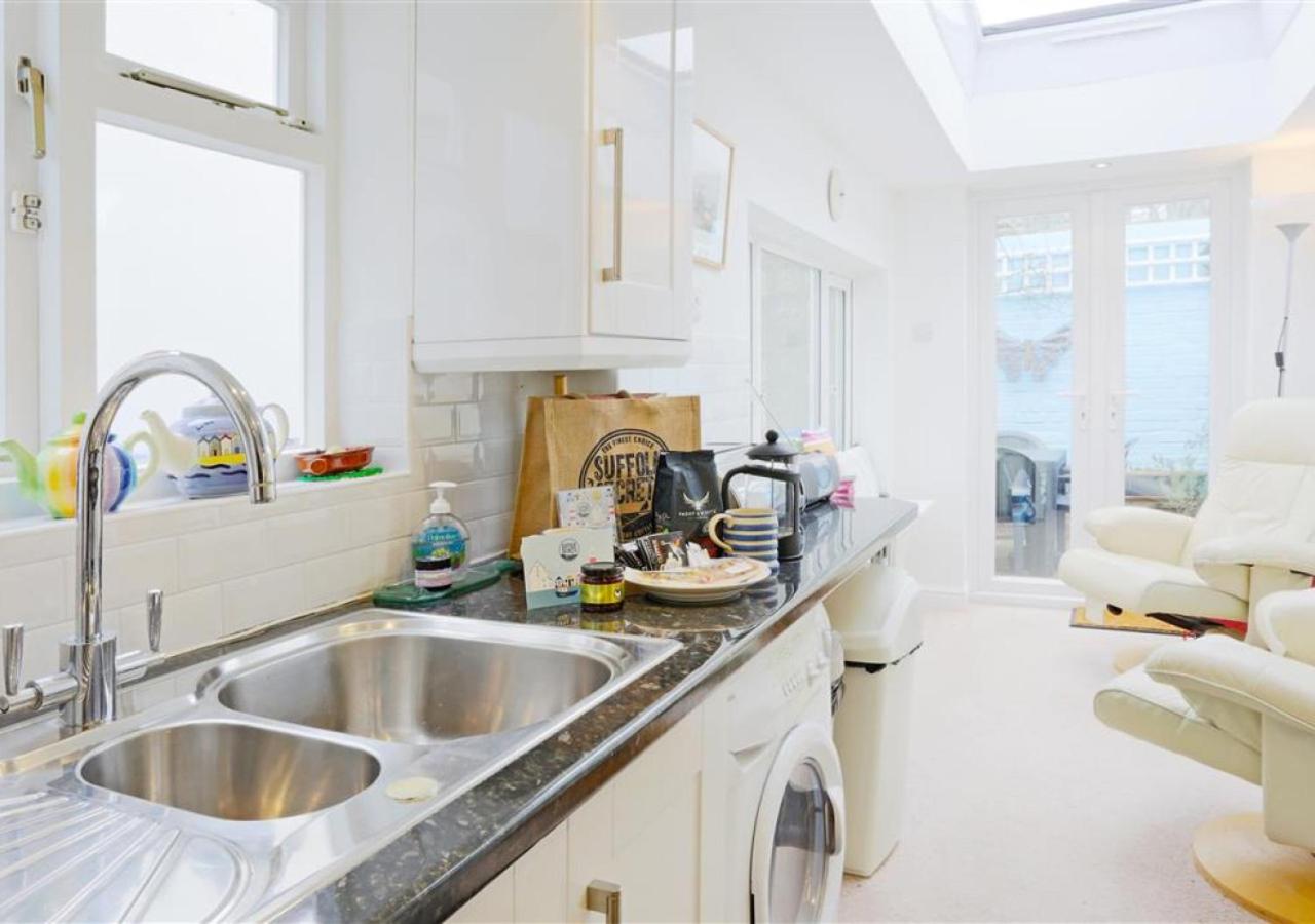 2 Bed in Southwold oc-spe