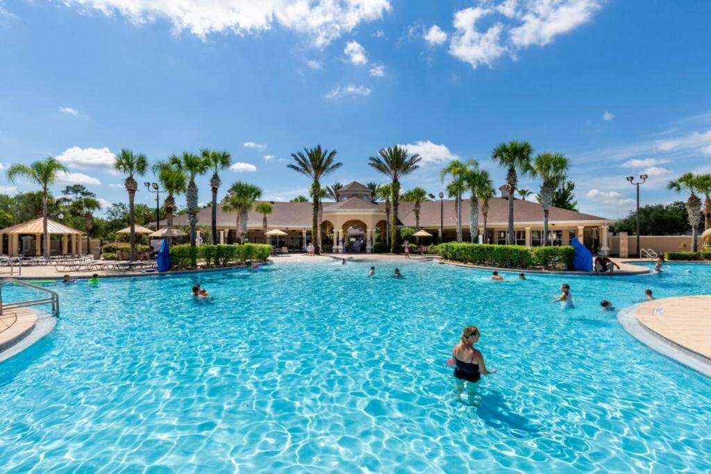 Ground Floor at Windsor Hills – 5 Min Disney