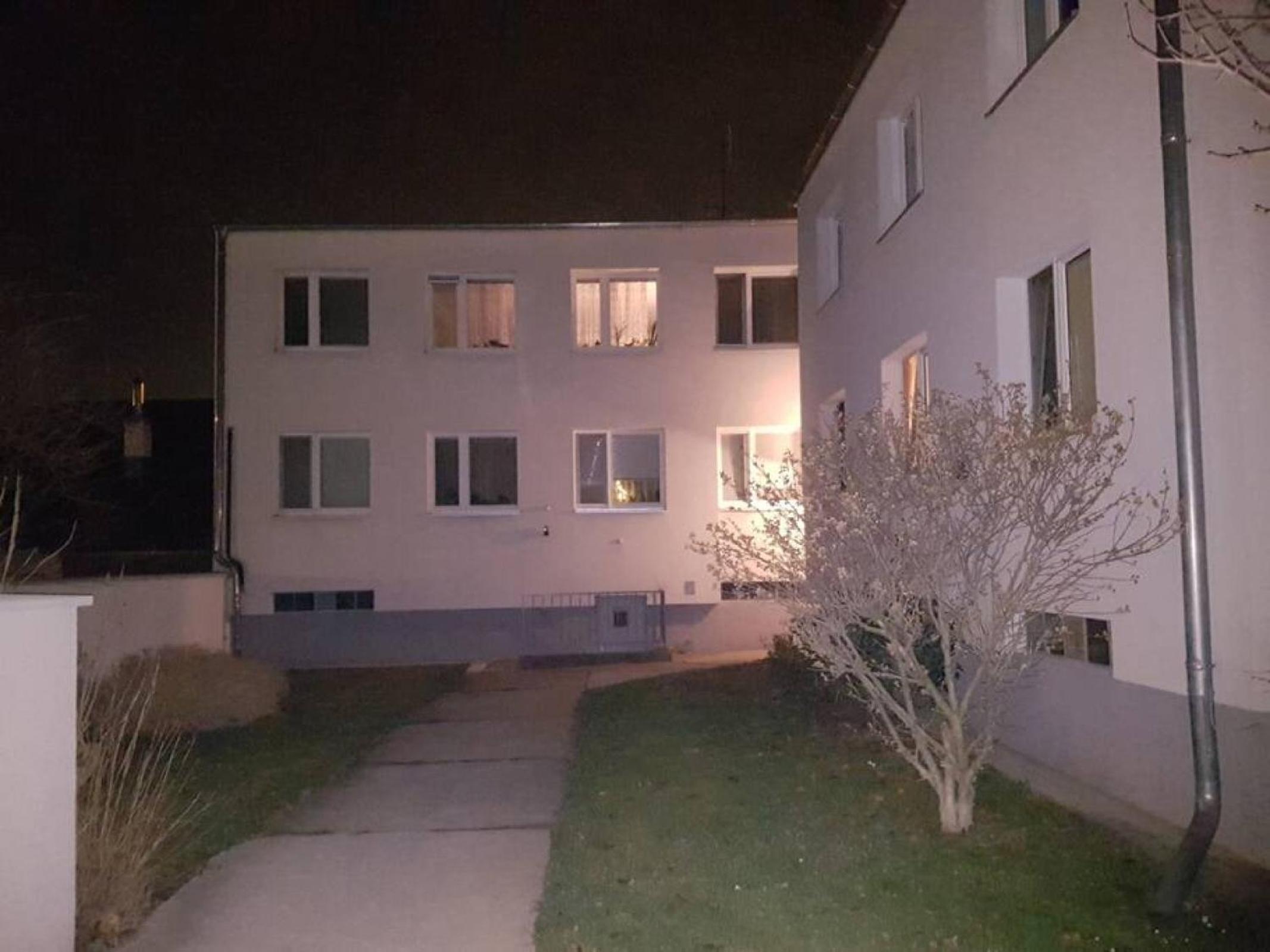 Esslinger Hauptstr Spacious apartment with loggia
