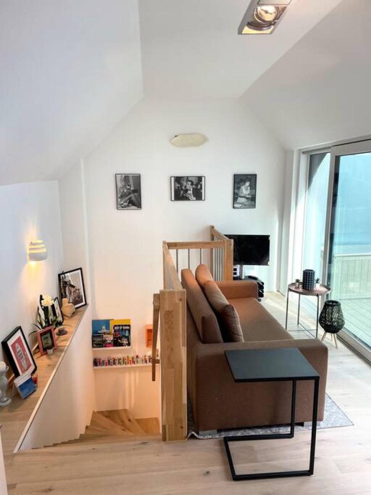 Summer Dream - Air Conditioned balcony flat on 2 floors