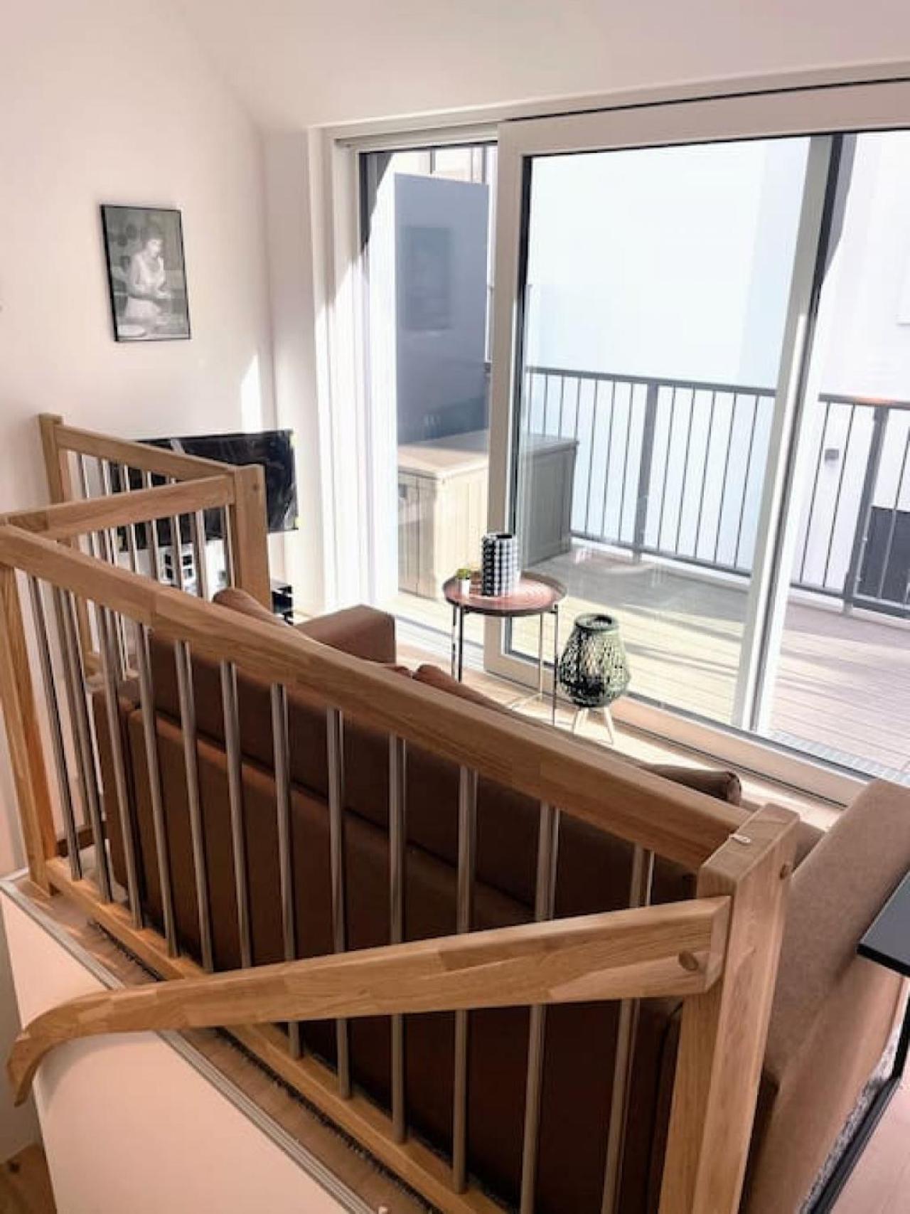 Summer Dream - Air Conditioned balcony flat on 2 floors