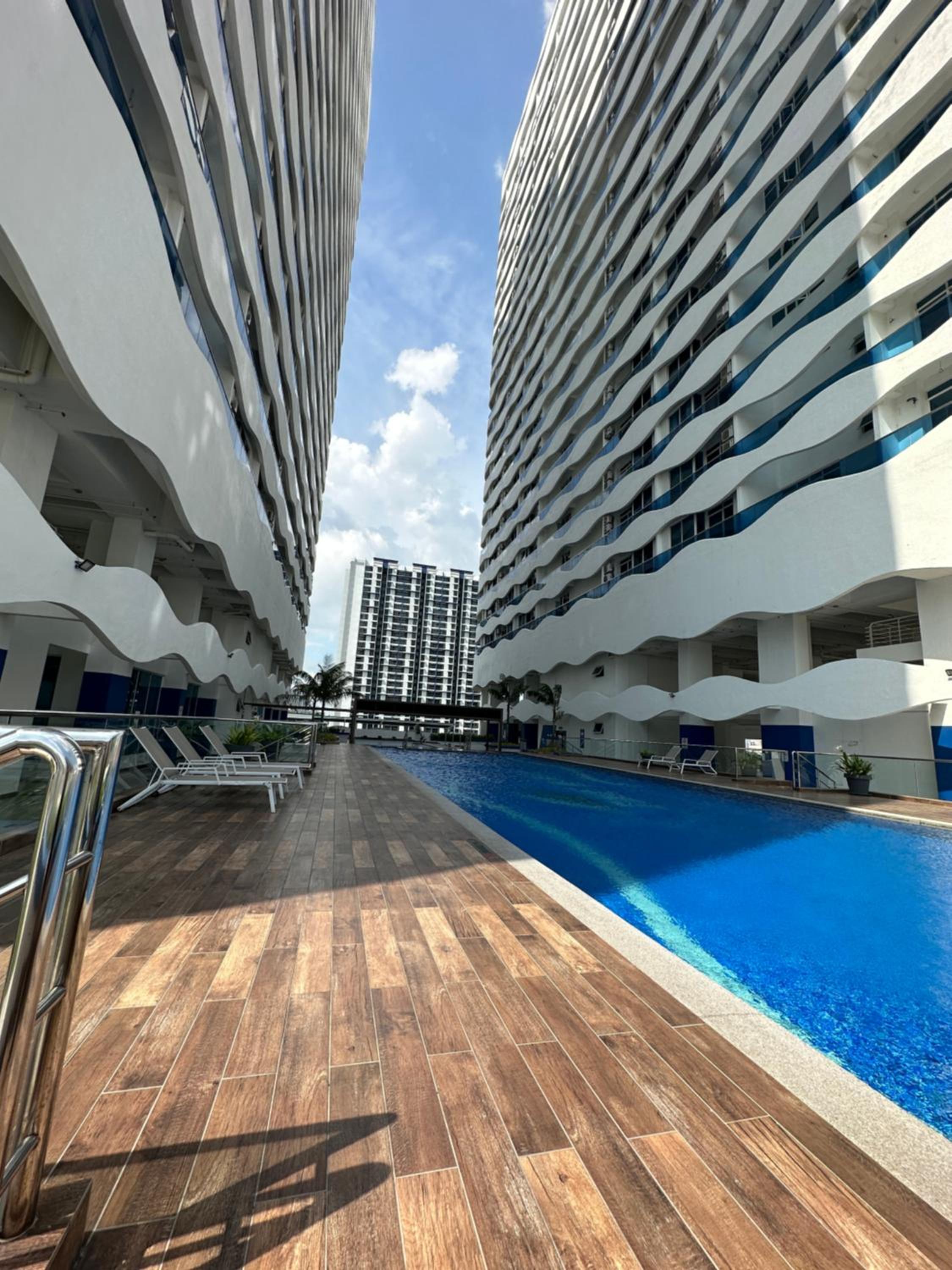 Family Duplex Penthouse 3 Bedroom The Wave Residence 8-9pax photo 8