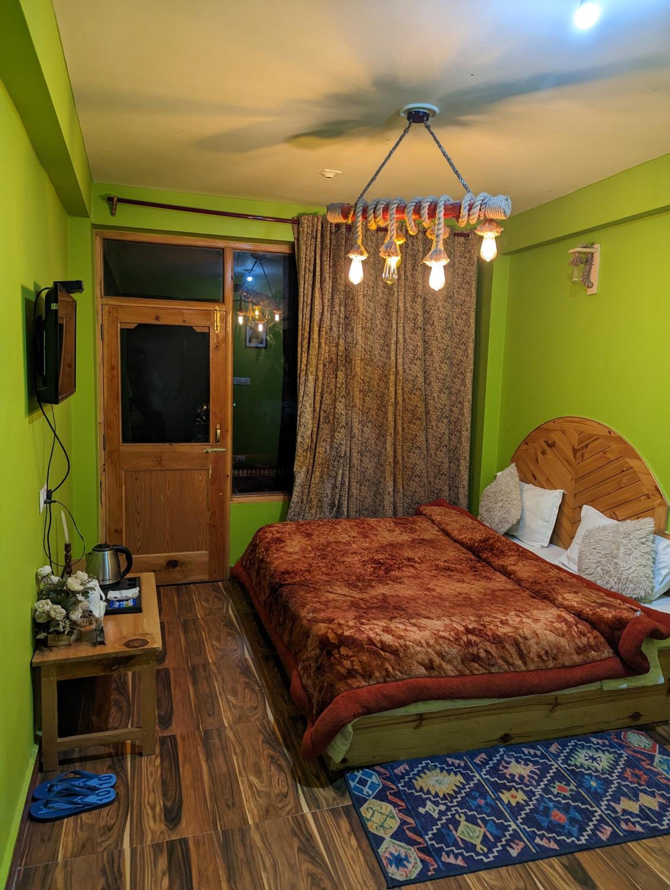 Photo 10