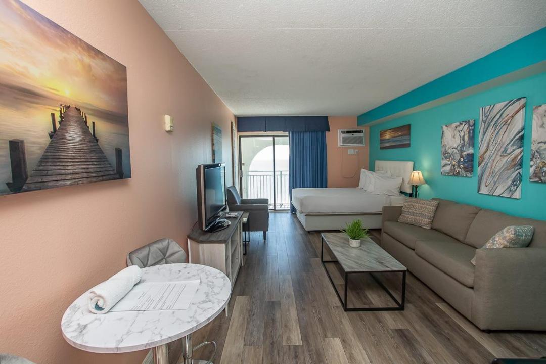 Direct Oceanfront Sea Mist Resort 21105 view 2