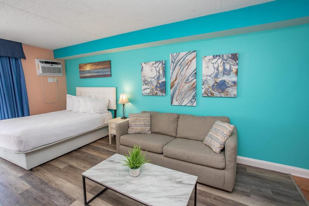 Direct Oceanfront Sea Mist Resort 21105 view 3