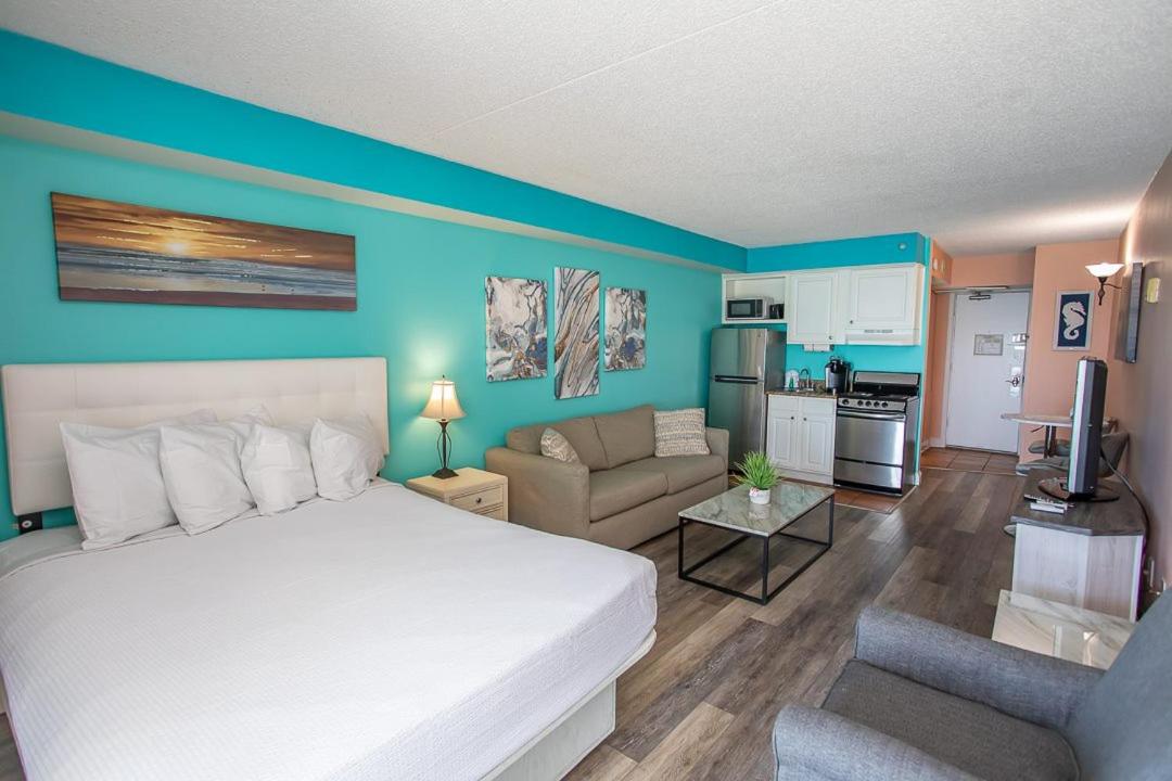 Direct Oceanfront Sea Mist Resort 21105 view 5