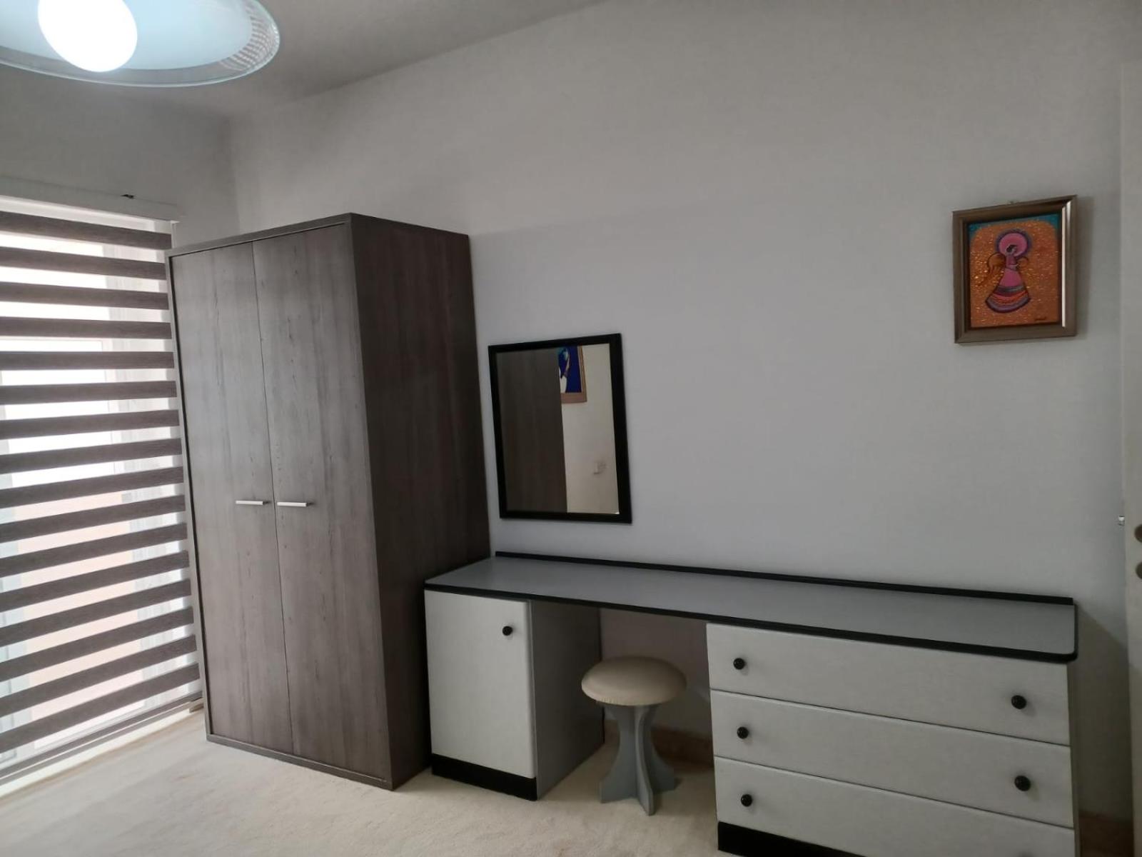 Full Apartment
