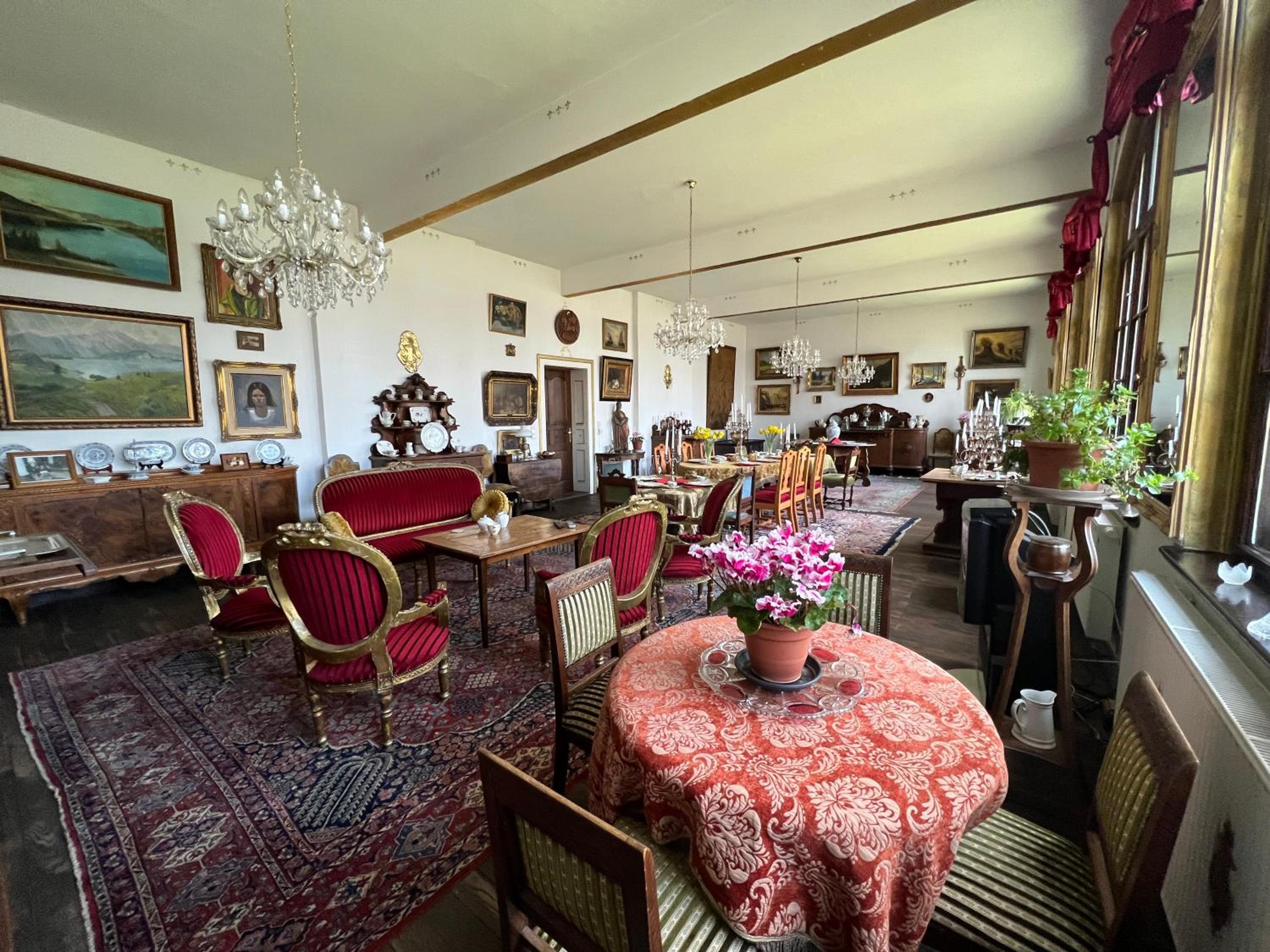 lounge