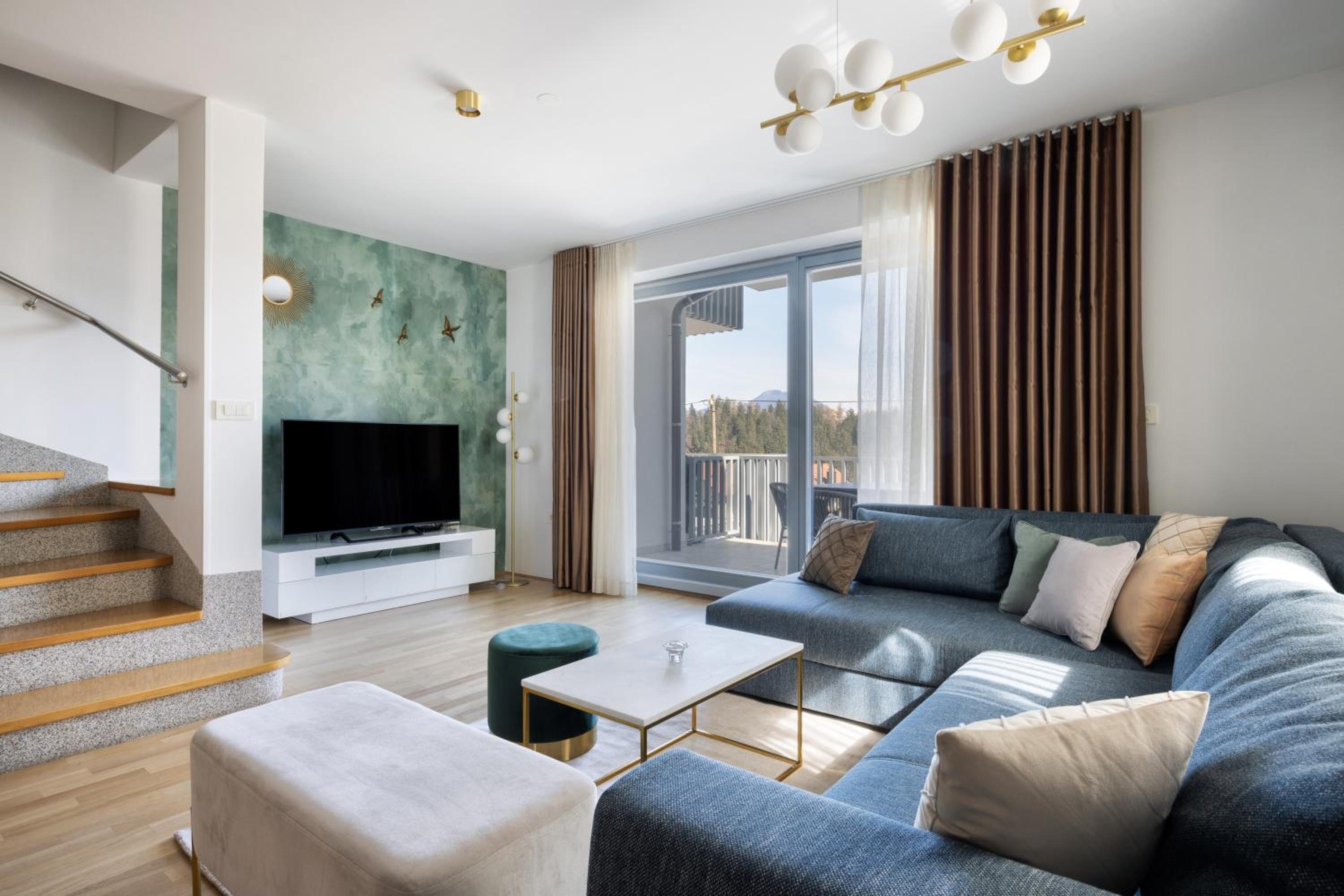 Luxury Apartment Stilla view 5