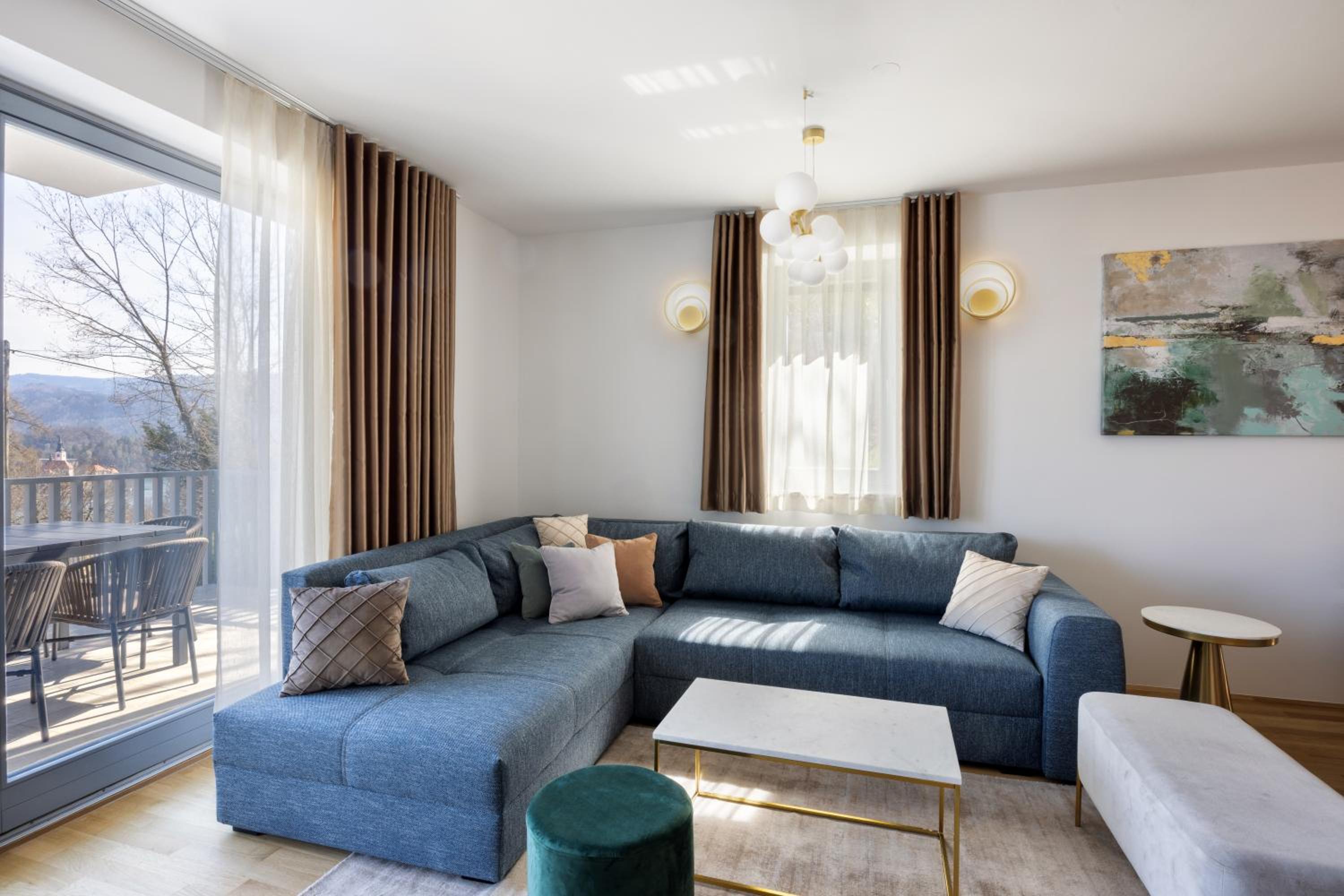 Luxury Apartment Stilla view 4