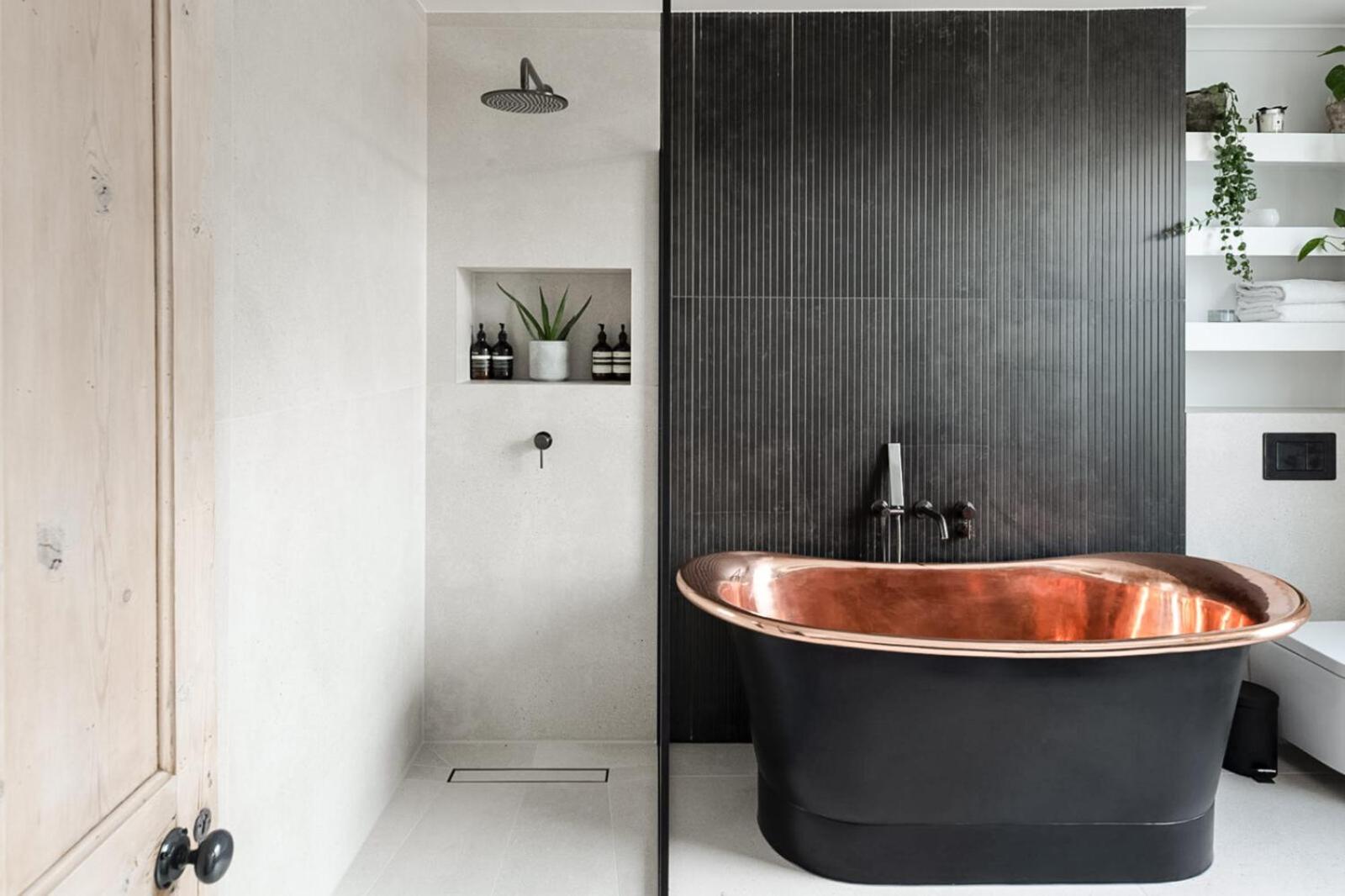 Stunning Townhouse with large roof terrace
