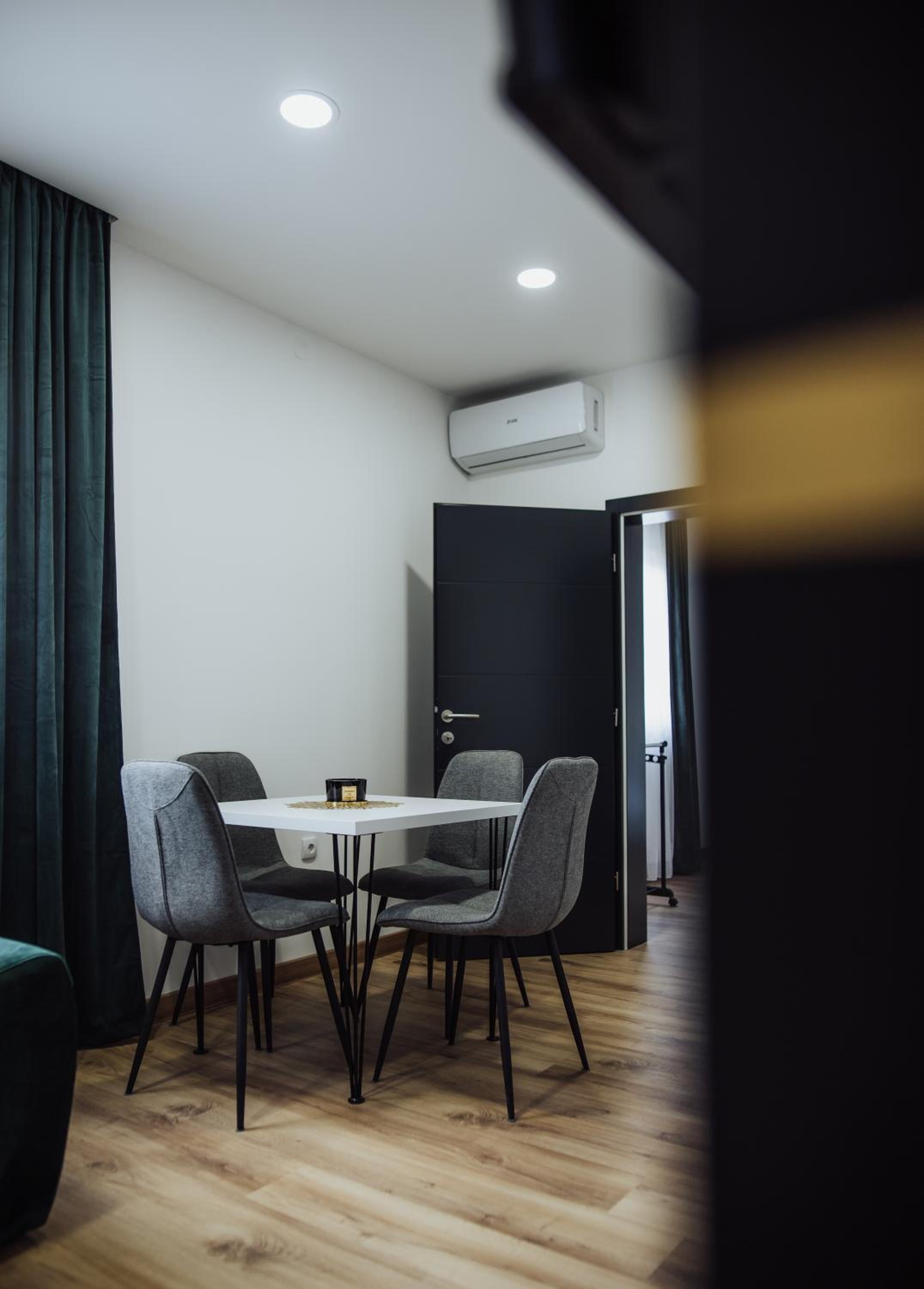 Modern Apartment 3