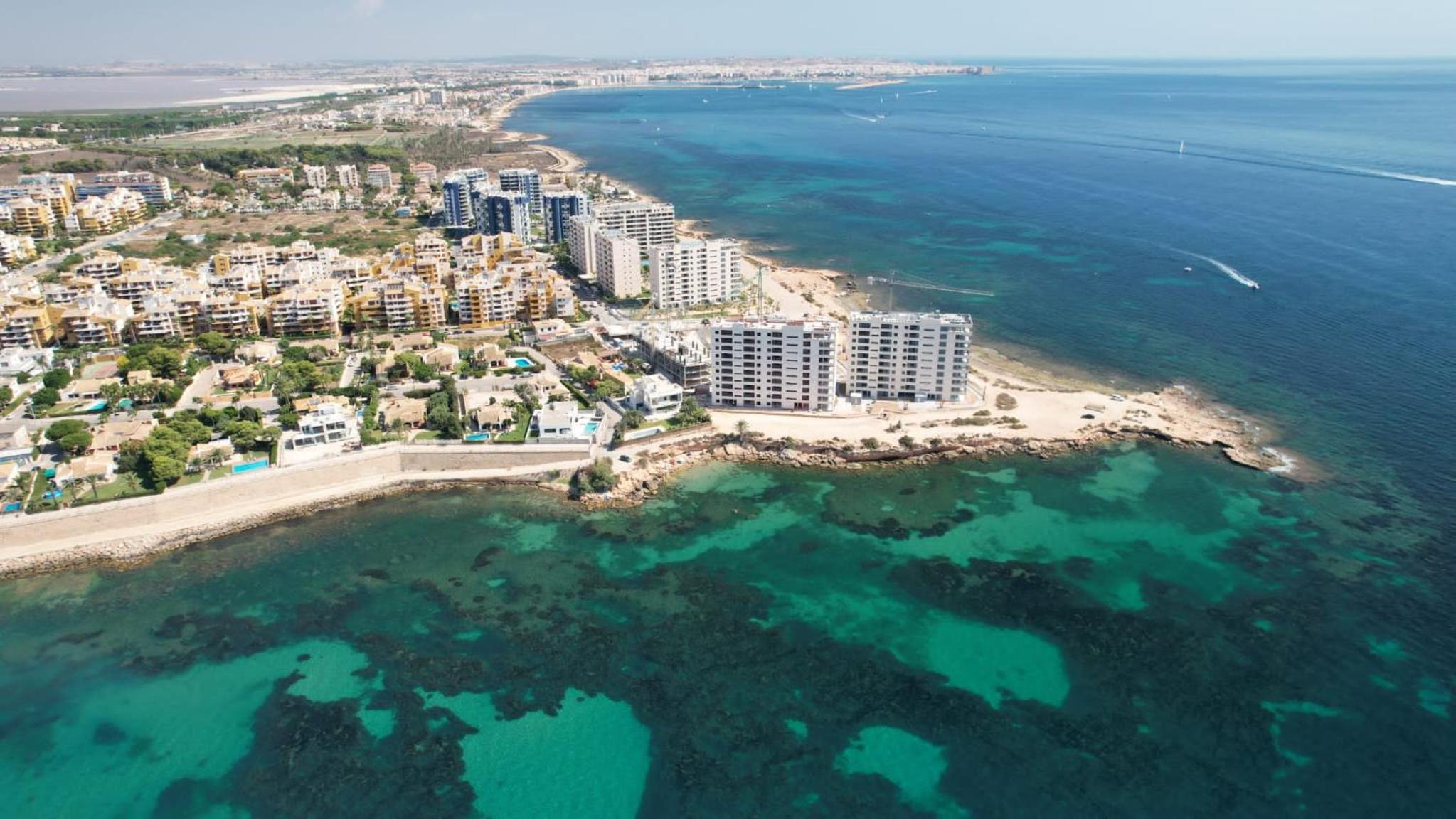 Hotel POSIDONIA PUNTA PRIMA - Luxury Seafront Apartments - Image 1