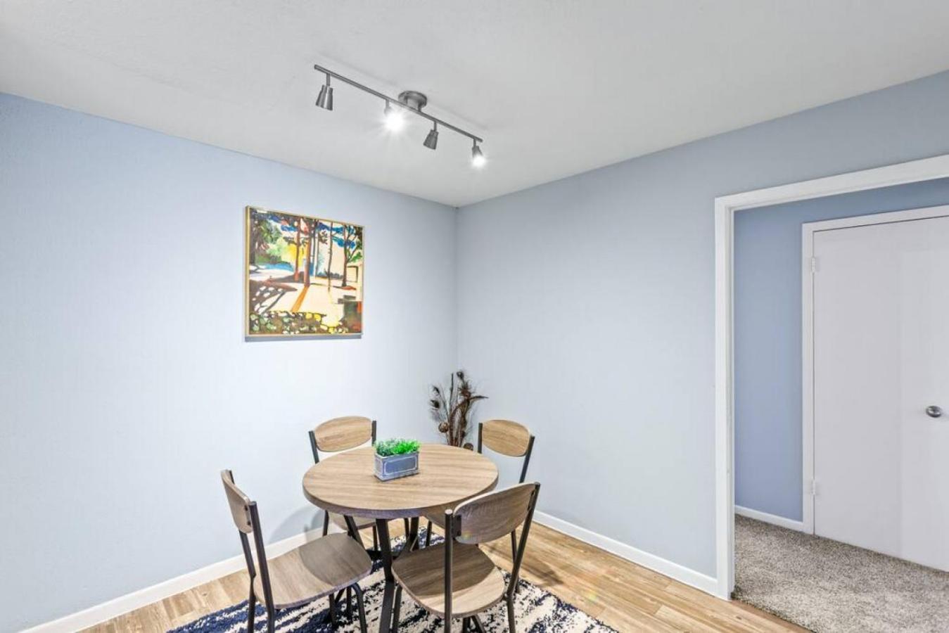 Longer term option 1 Bed by Clear Lake, NASA and Kemah view 2