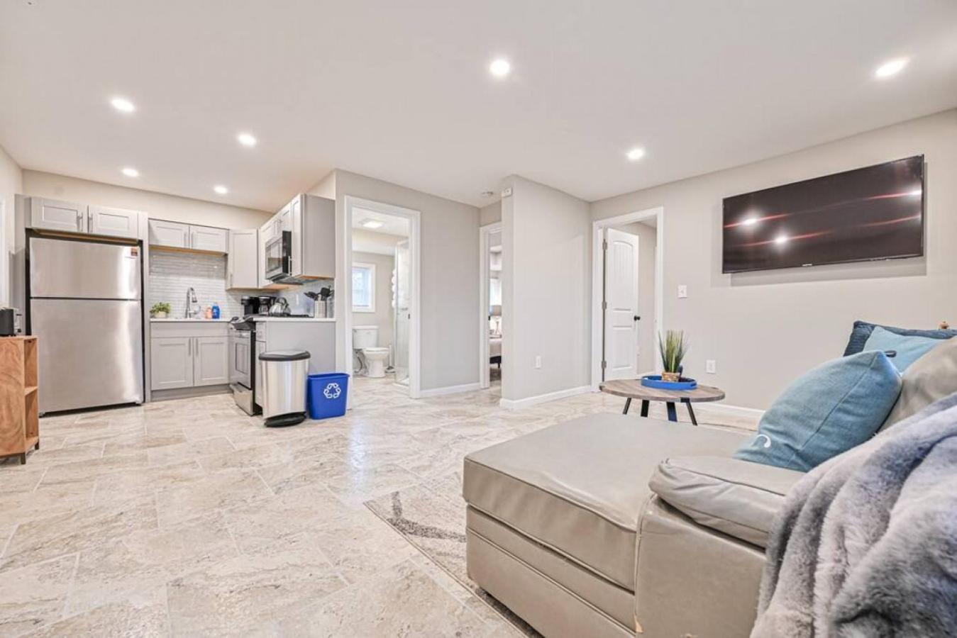 653 3rd St unit1 AfterDune Delight 2BR Near Beach view 3