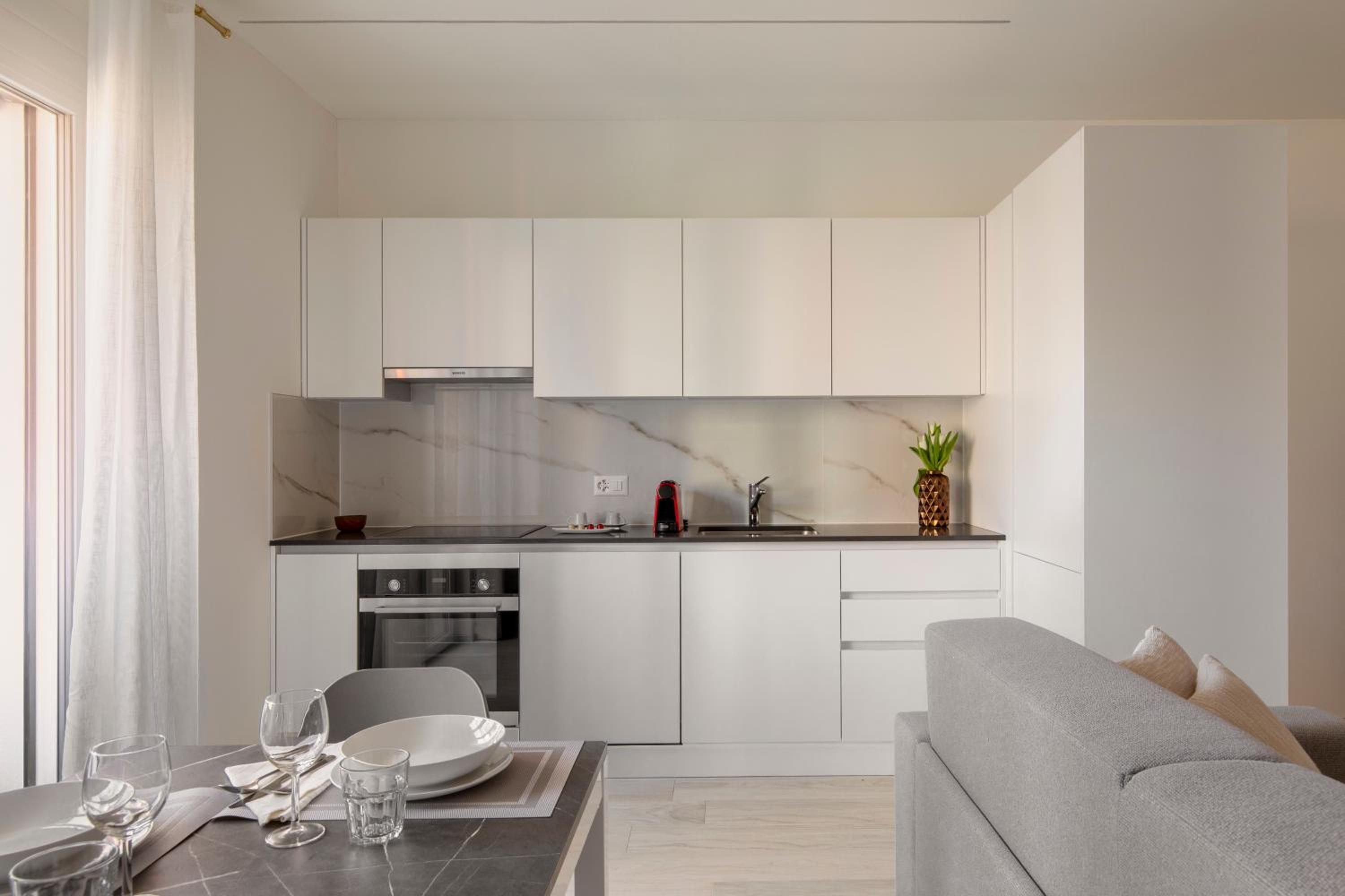 Lugano Superior Suites - Free Parking