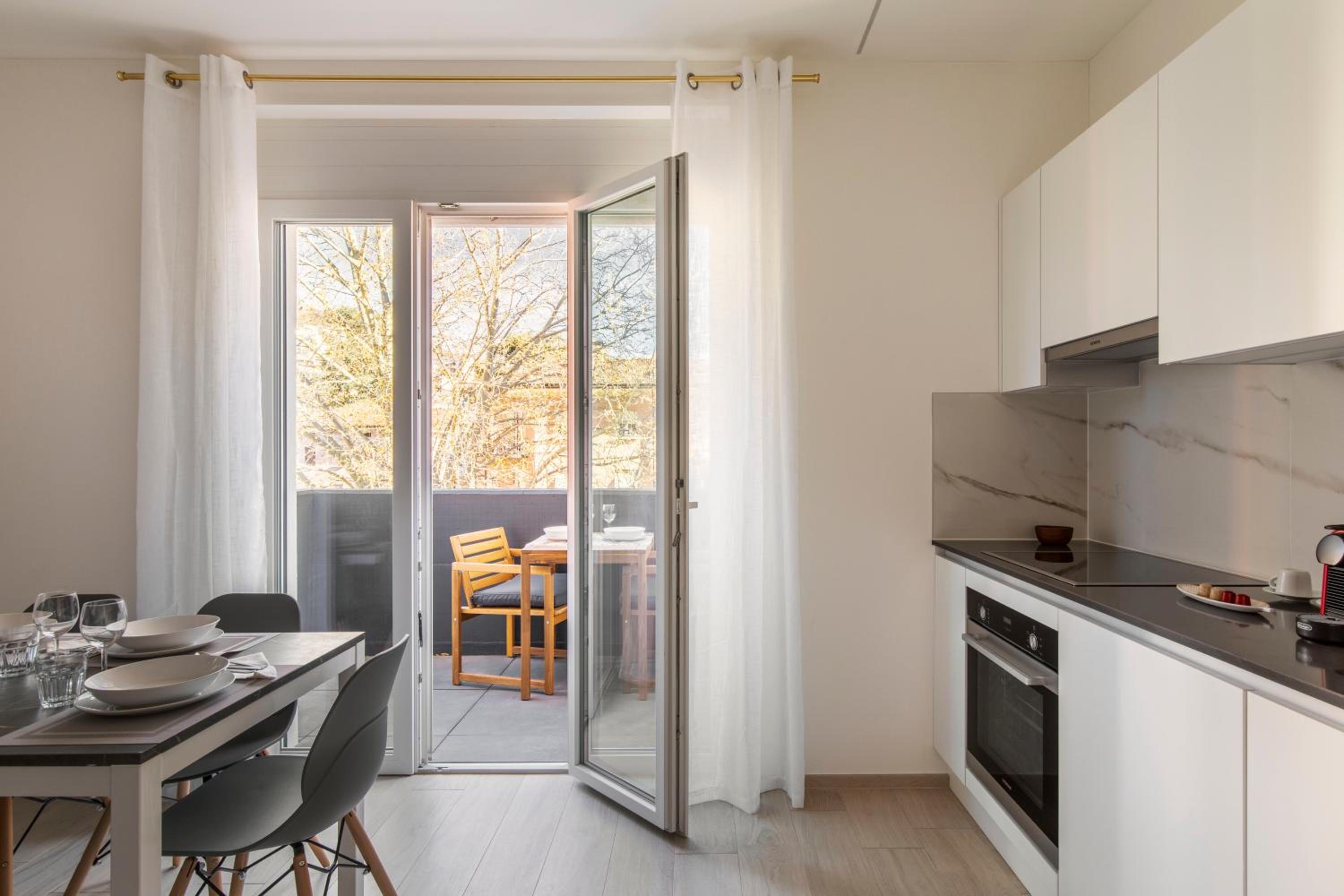 Lugano Superior Suites - Free Parking
