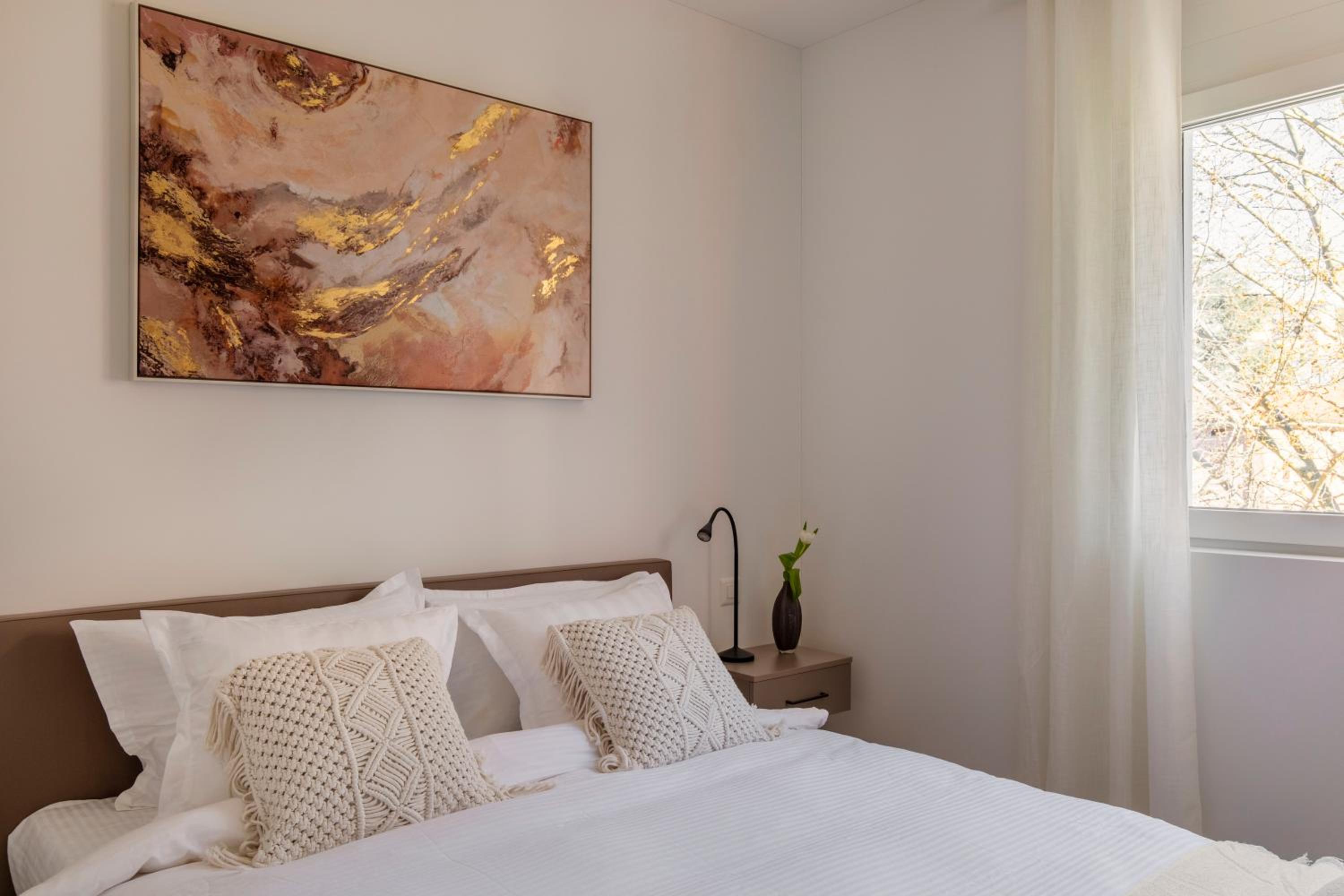 Lugano Superior Suites - Free Parking