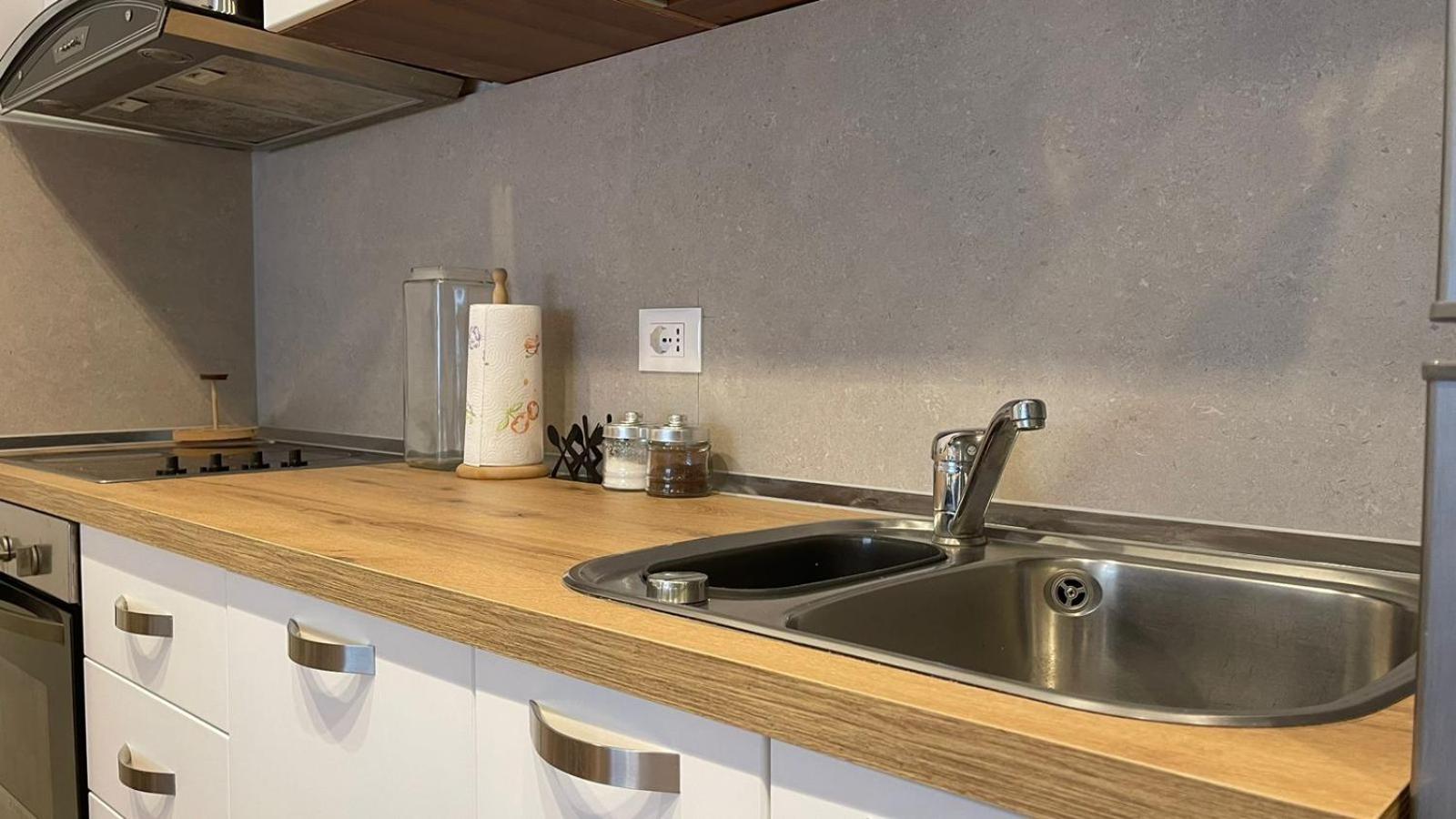 61°Bs Charming Studio Apartament @BLLOK