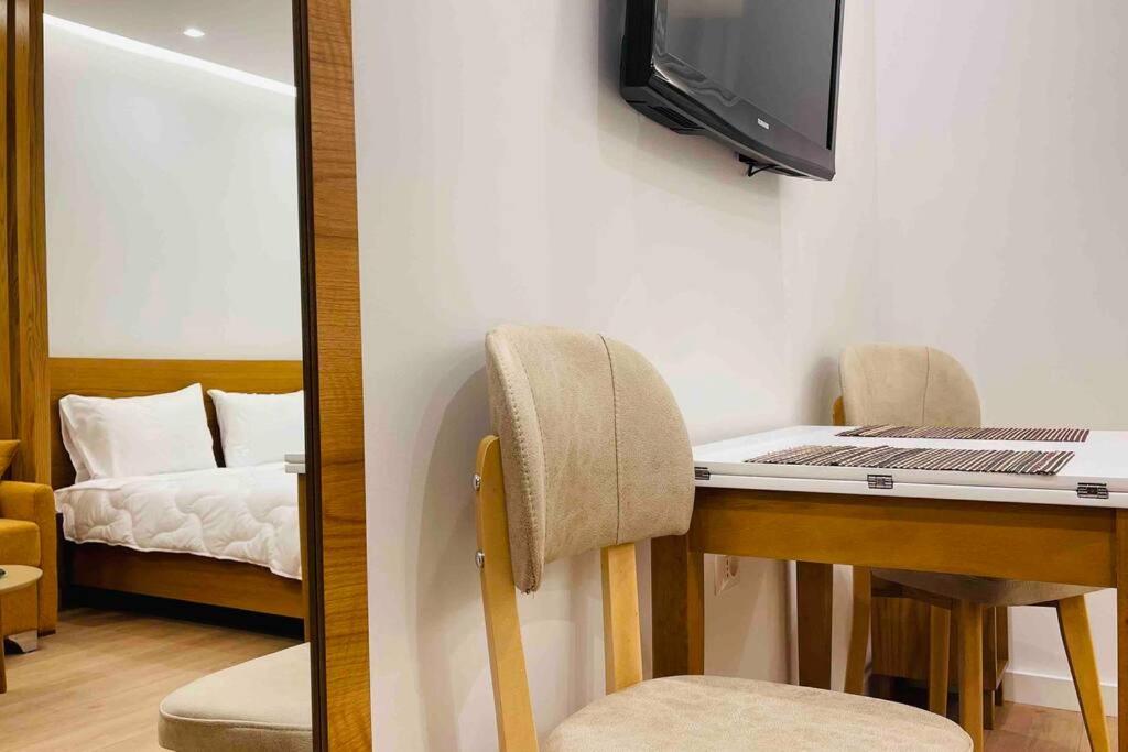 62°Bs Charming Studio Apartament @BLLOK