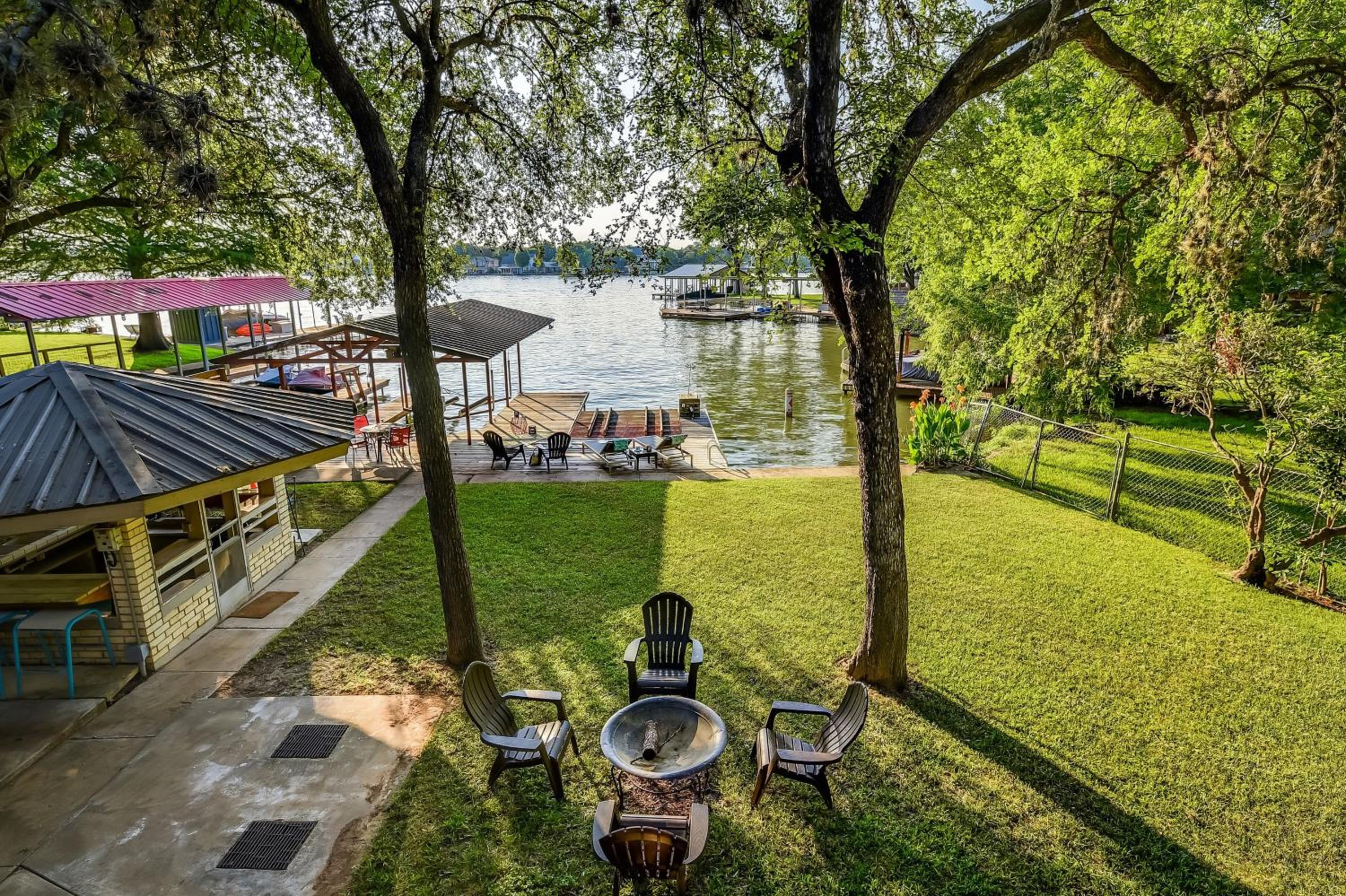 Marble Falls Vacations - The Shorewood Lakeside Oasis, Pet-Friendly Getaway - Property Image 11