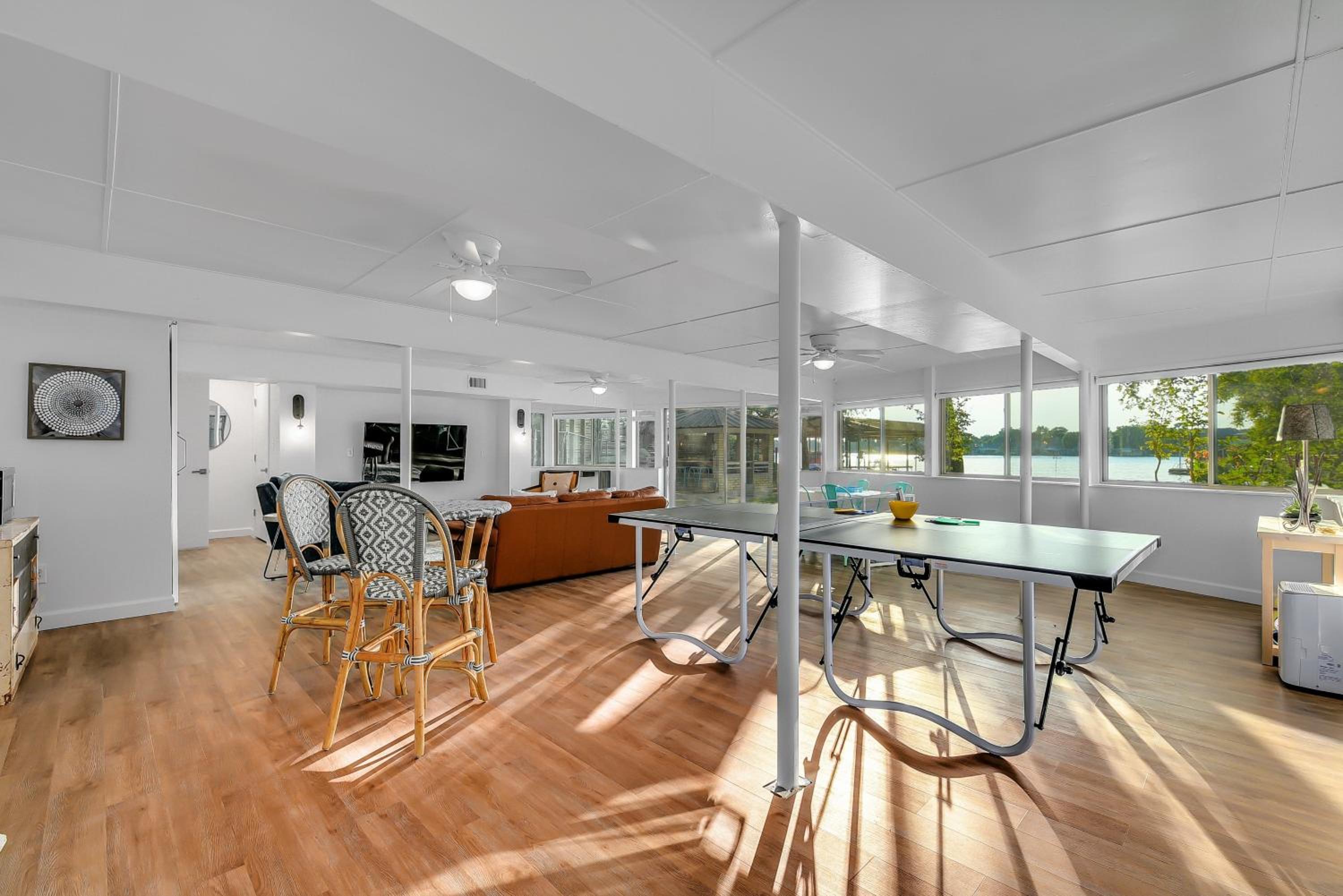 Marble Falls Vacations - The Shorewood Lakeside Oasis, Pet-Friendly Getaway - Property Image 33