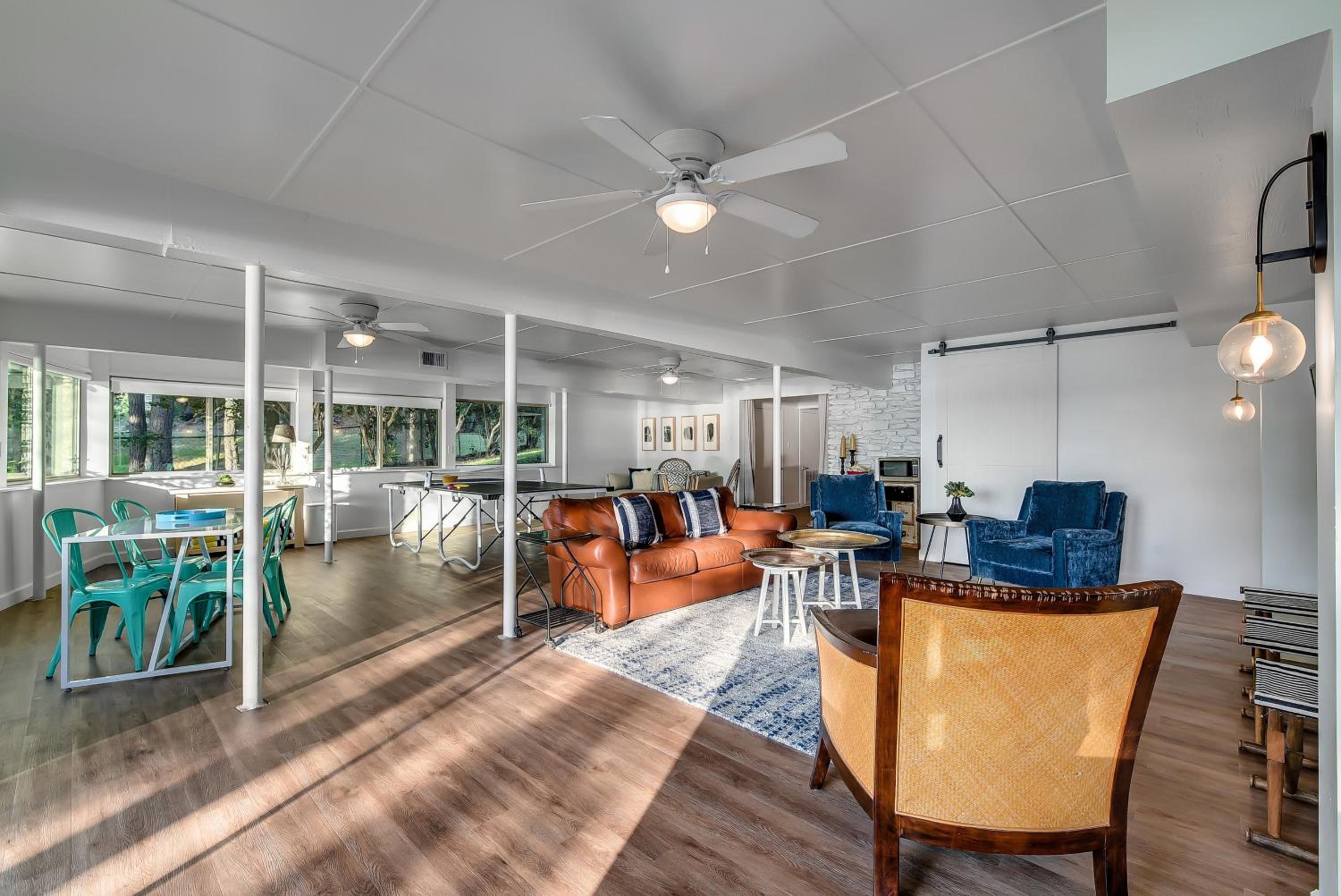 Marble Falls Vacations - The Shorewood Lakeside Oasis, Pet-Friendly Getaway - Property Image 31