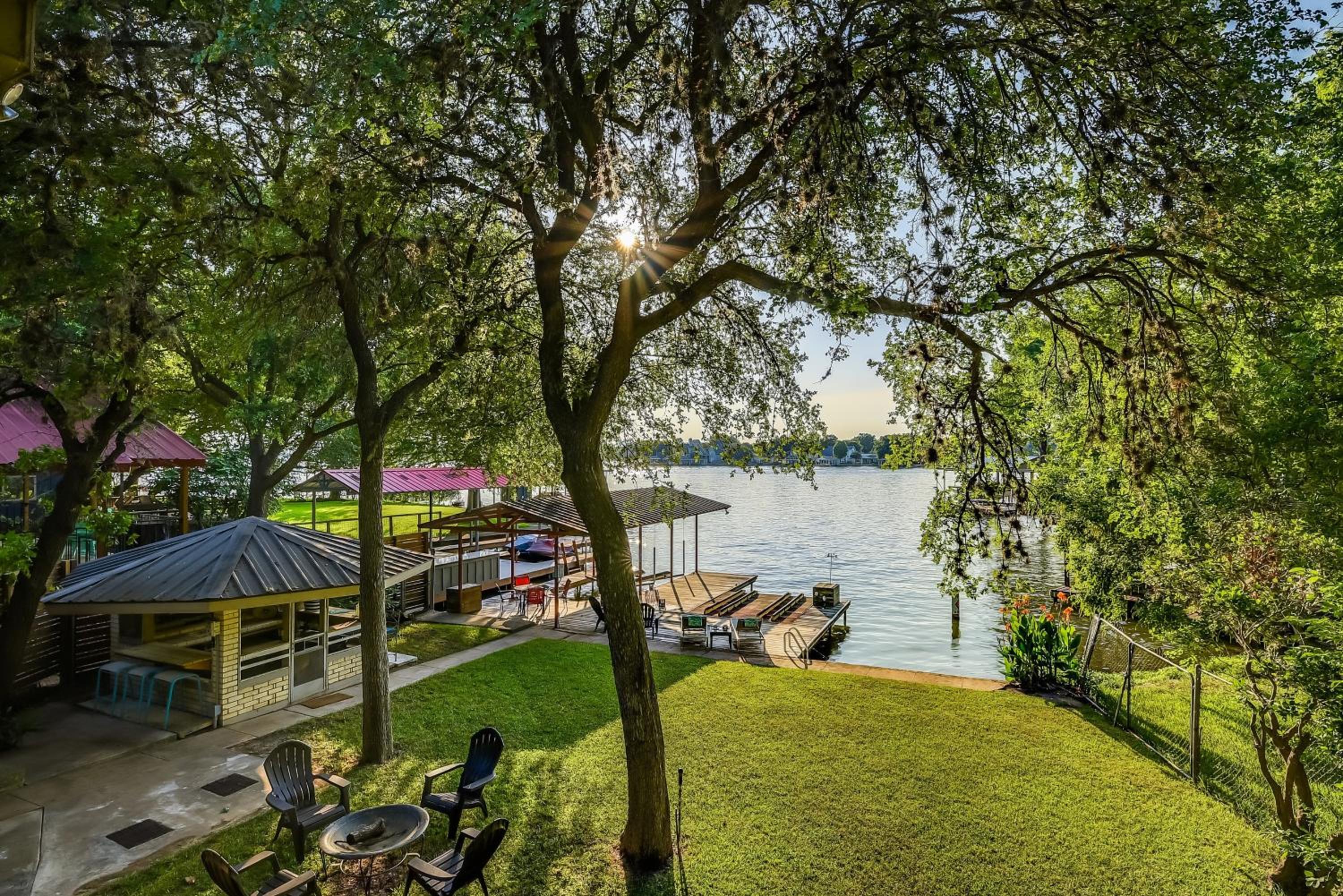 Marble Falls Vacations - The Shorewood Lakeside Oasis, Pet-Friendly Getaway - Property Image 12