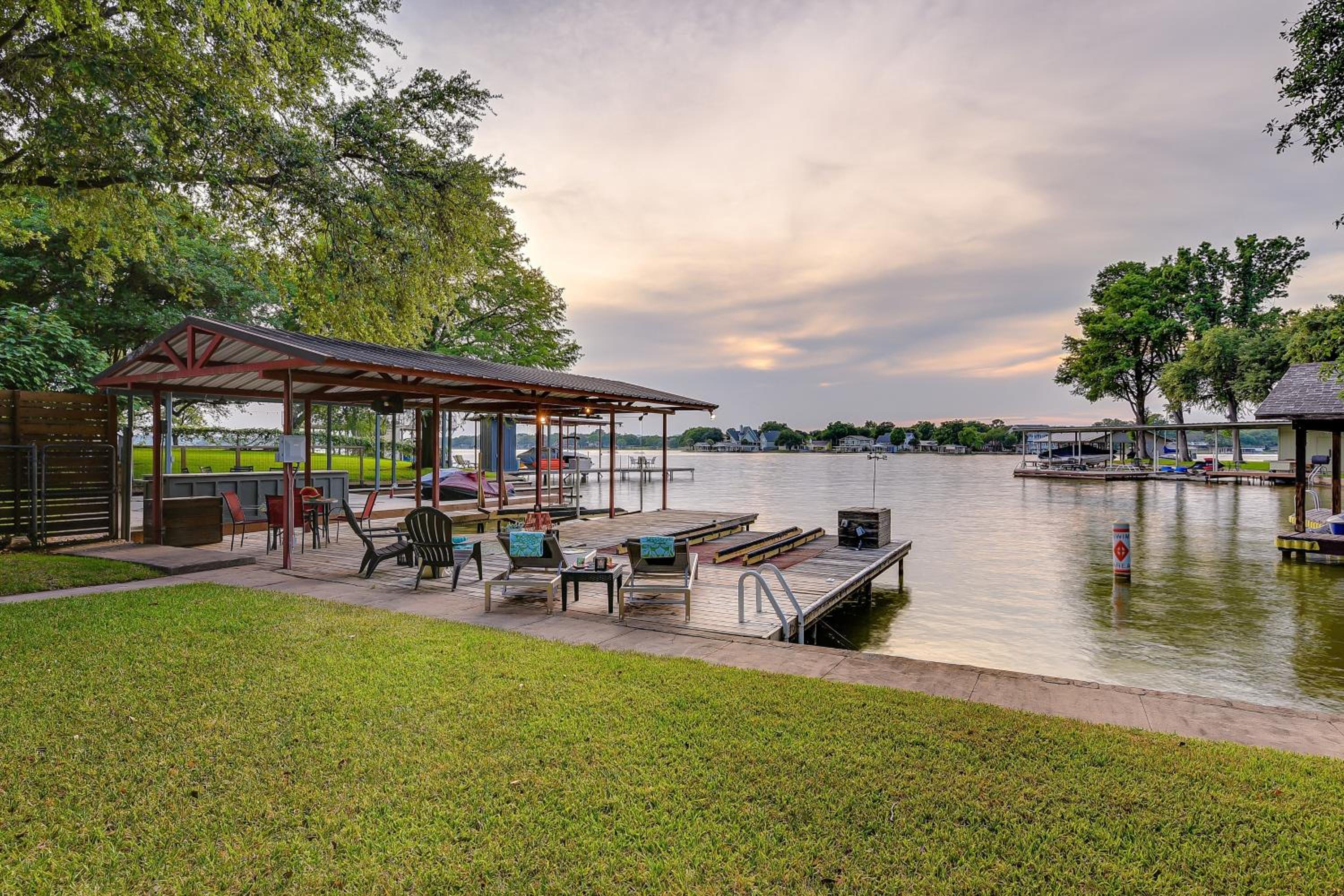 Marble Falls Vacations - The Shorewood Lakeside Oasis, Pet-Friendly Getaway - Property Image 14