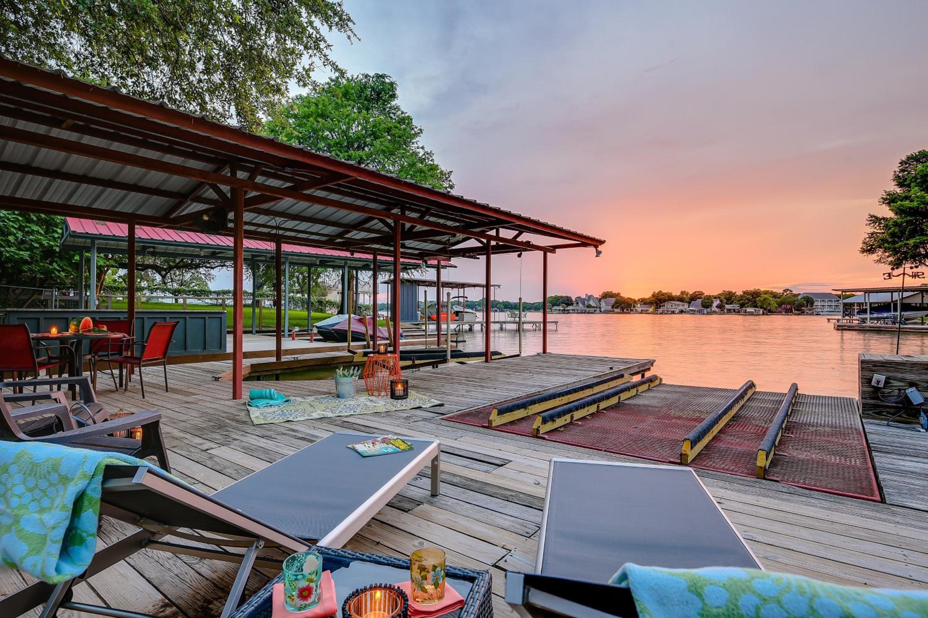 Marble Falls Vacations - The Shorewood Lakeside Oasis, Pet-Friendly Getaway - Property Image 15