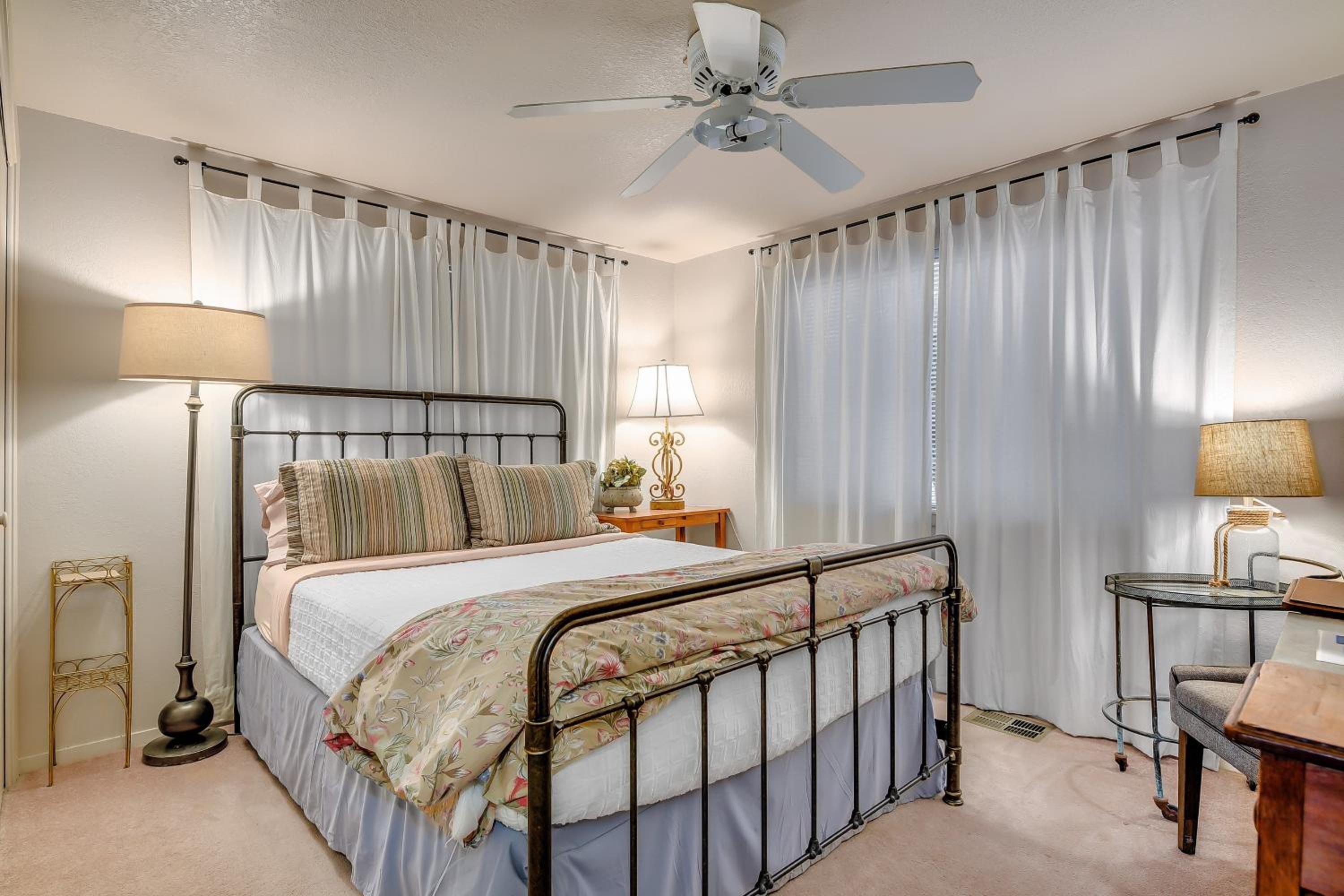 Marble Falls Vacations - The Shorewood Lakeside Oasis, Pet-Friendly Getaway - Property Image 41