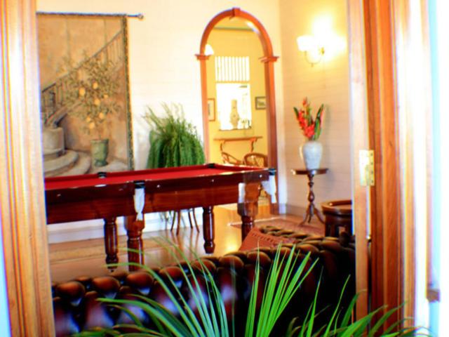 lounge