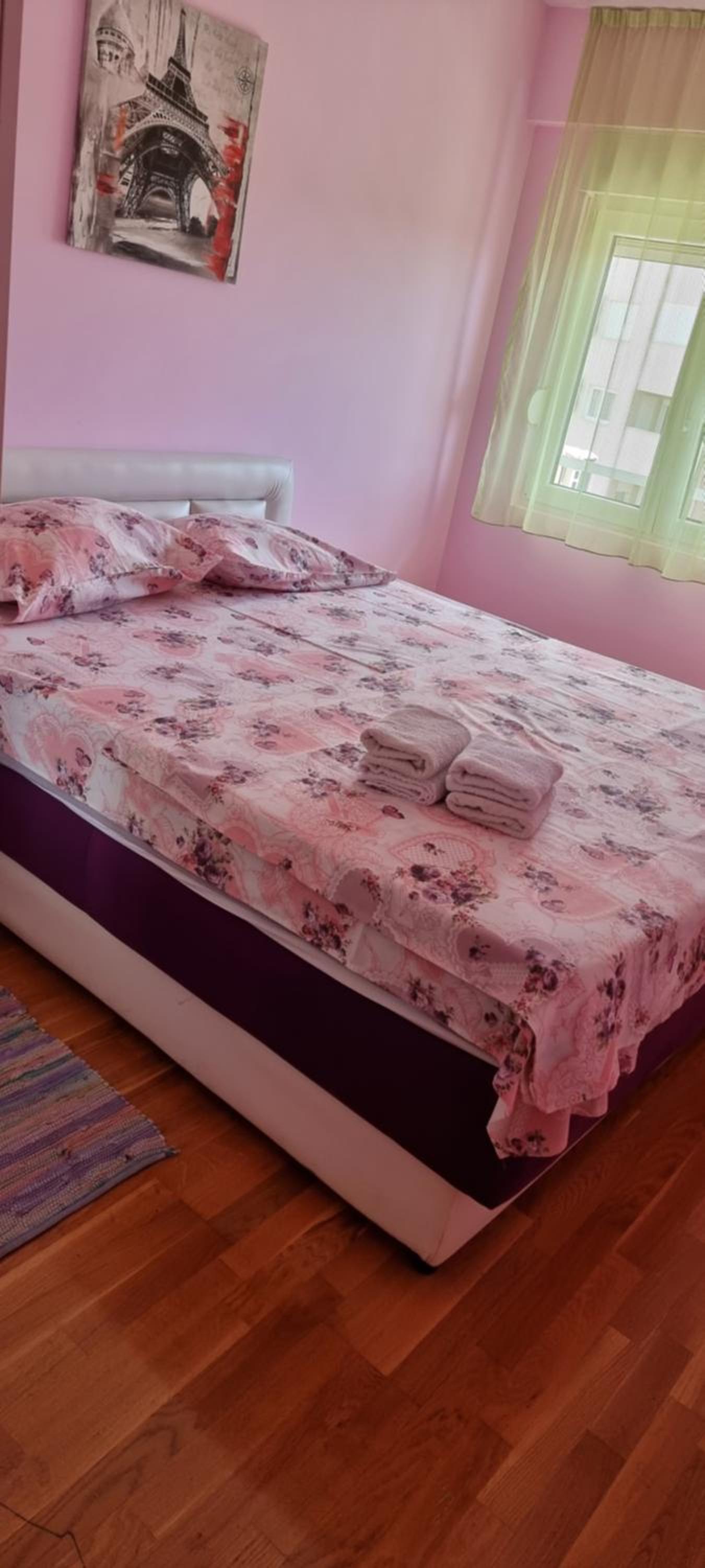 Naki apartmani
