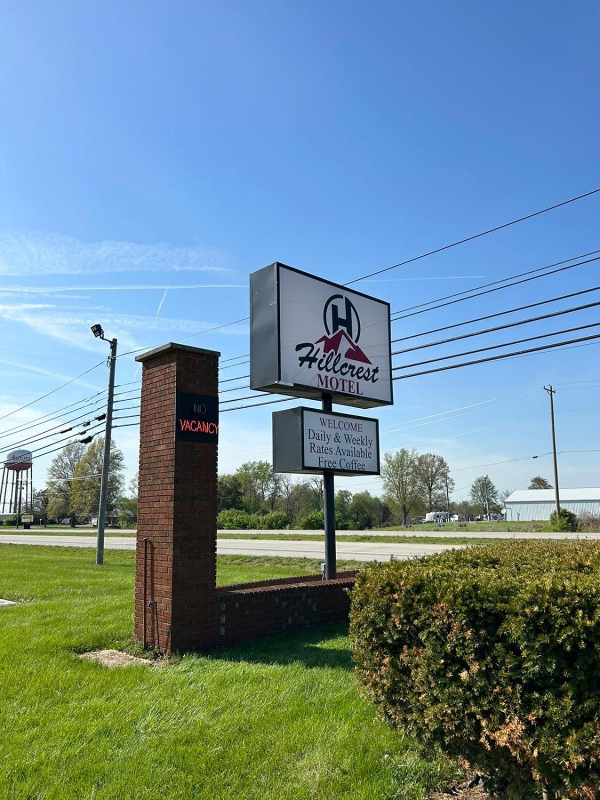 Hillcrest Motel by Oyo Aurora near Lawrenceburg