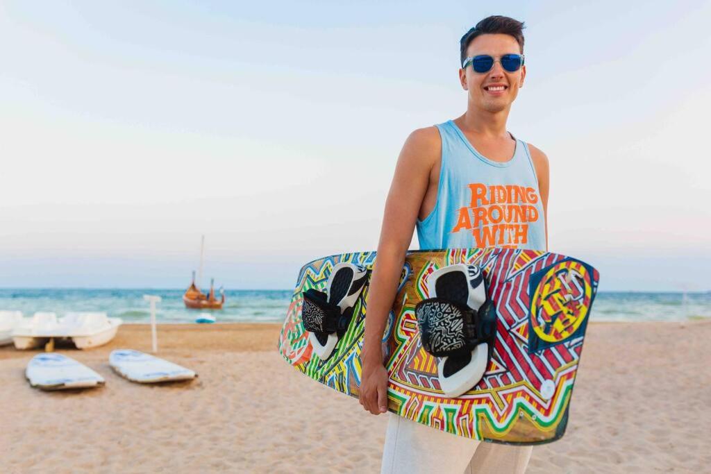 Mangroovy Seafront condo - Great Kite Surfing