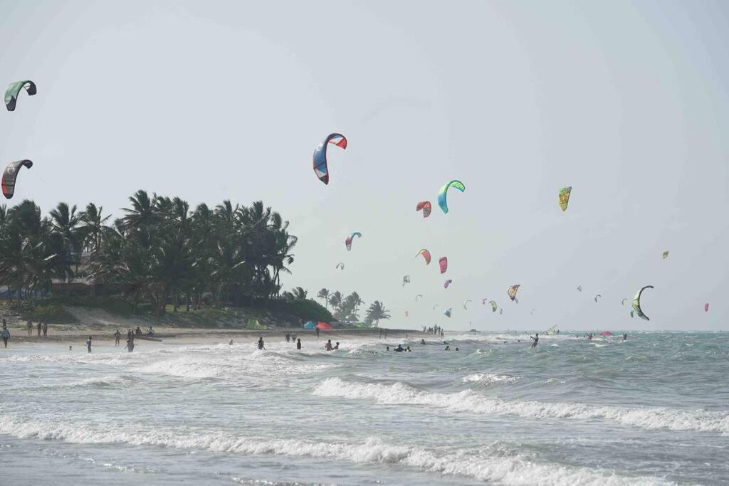Mangroovy Seafront condo - Great Kite Surfing