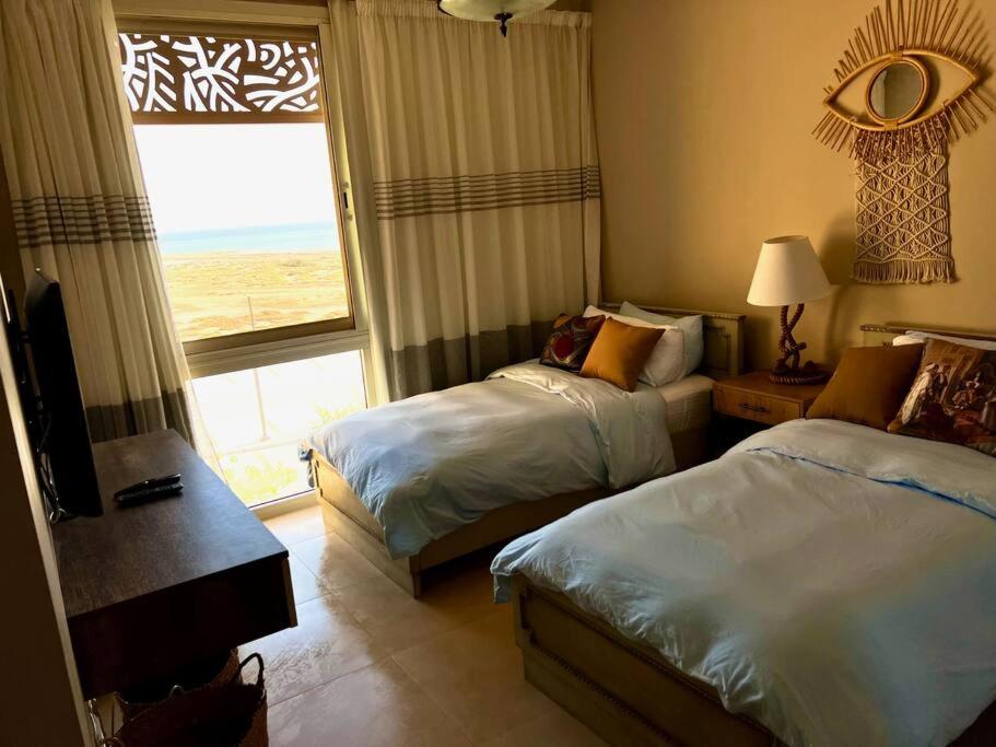 Mangroovy Seafront condo - Great Kite Surfing