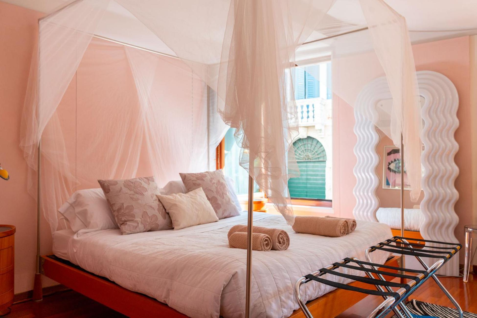 Casa Flavia ai Morosini - Luxury apartment with Canal View