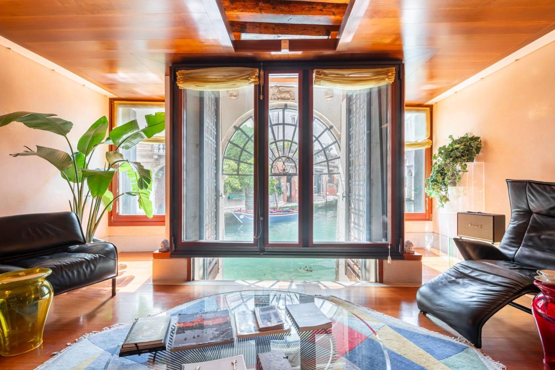 Casa Flavia ai Morosini - Luxury apartment with Canal View