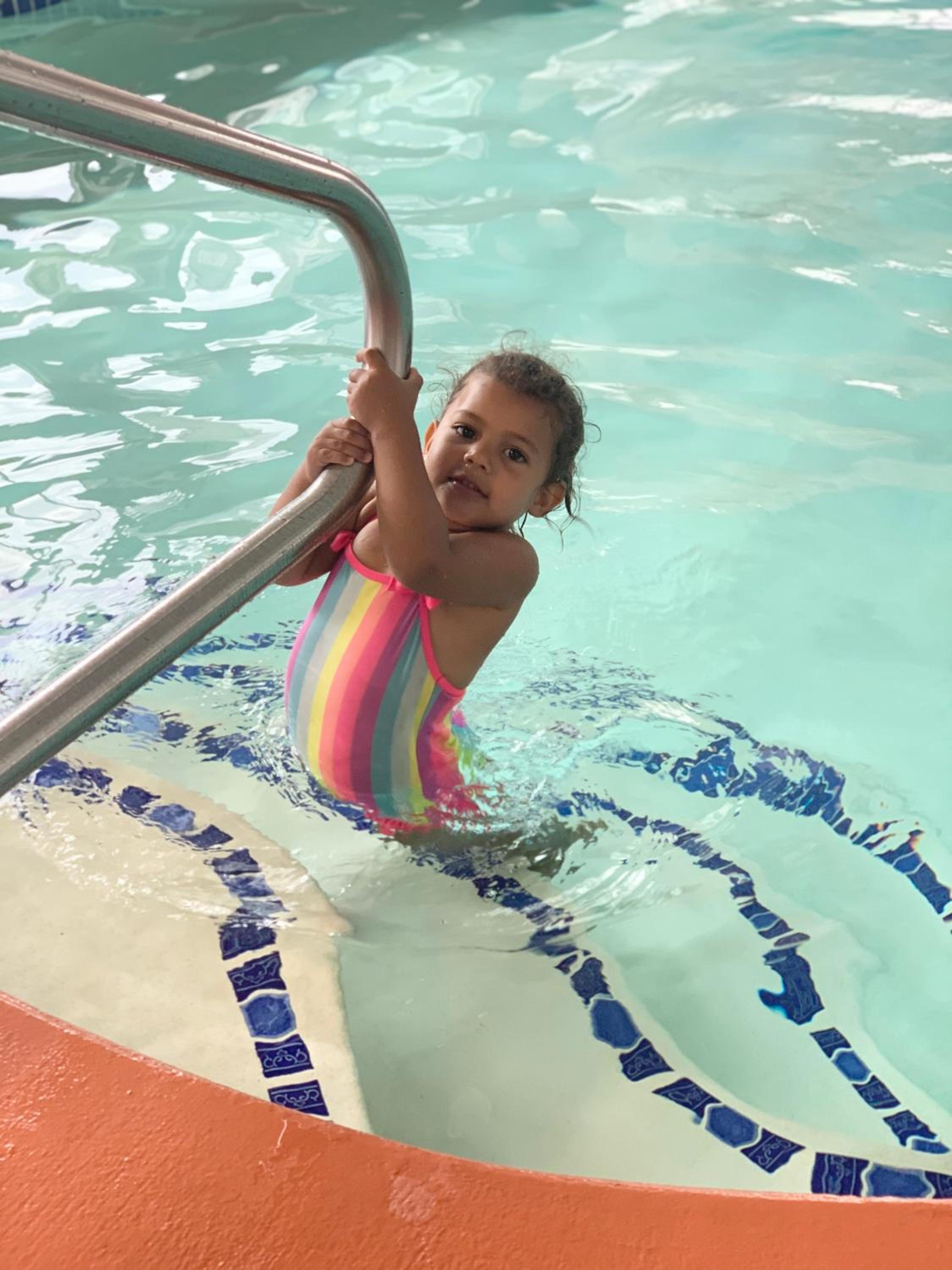Abellona Inn & Suites
