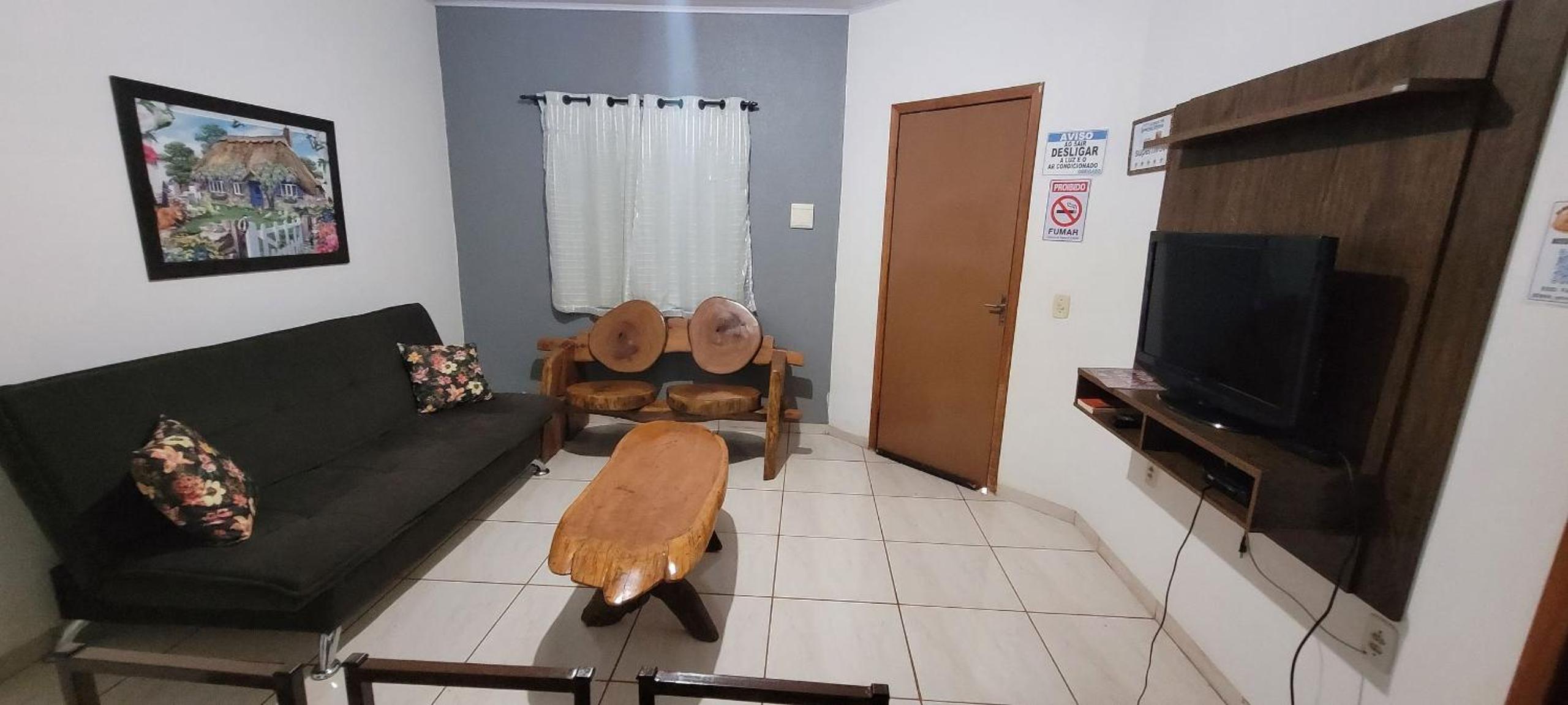Casa Flor do Ipê Homes
