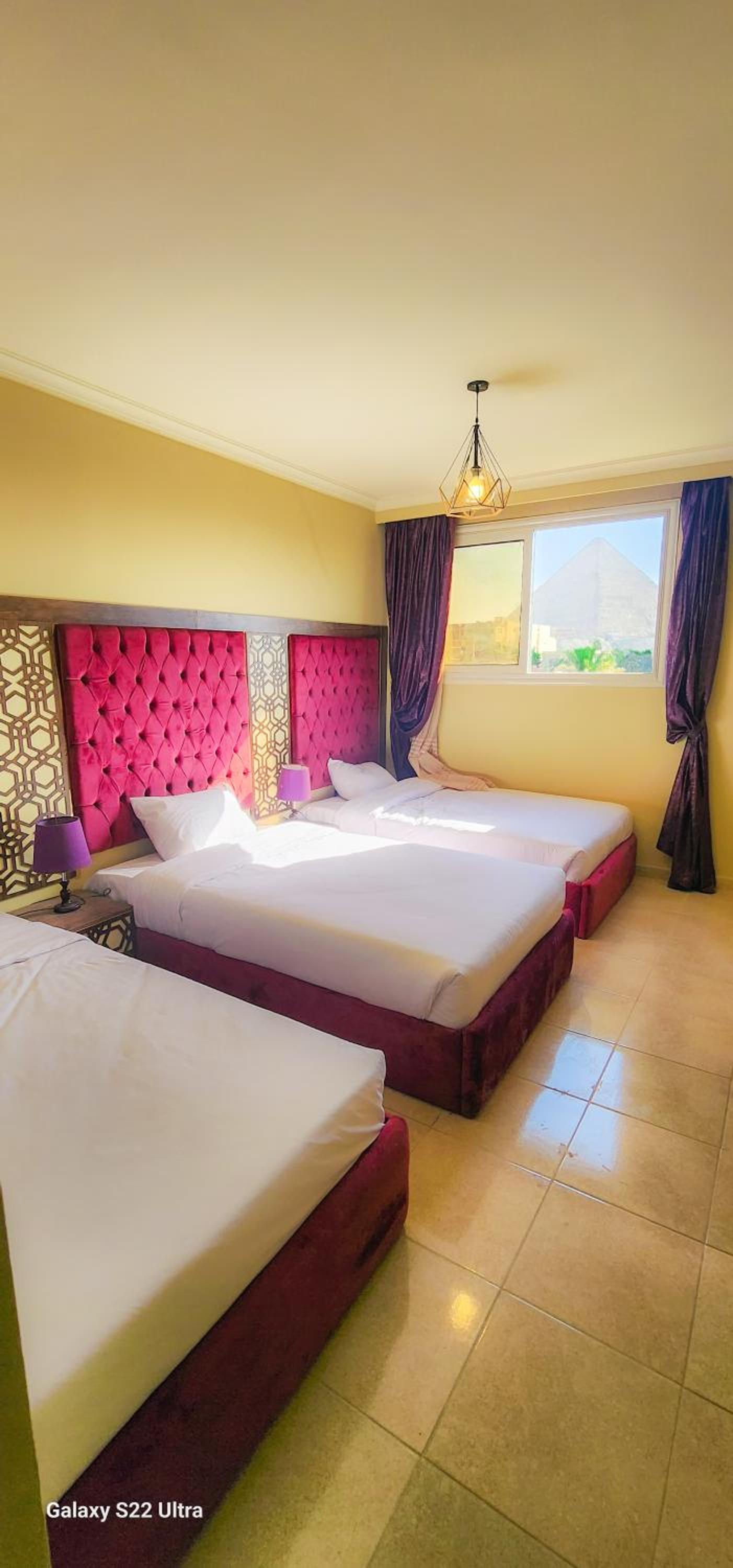 King Cheops Inn - Pyramid View