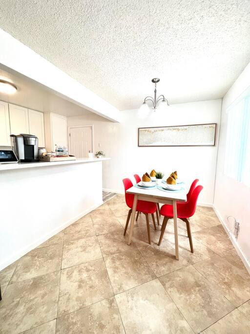 Cozy house near Disney, Knott’s & Beach!!, photo 38